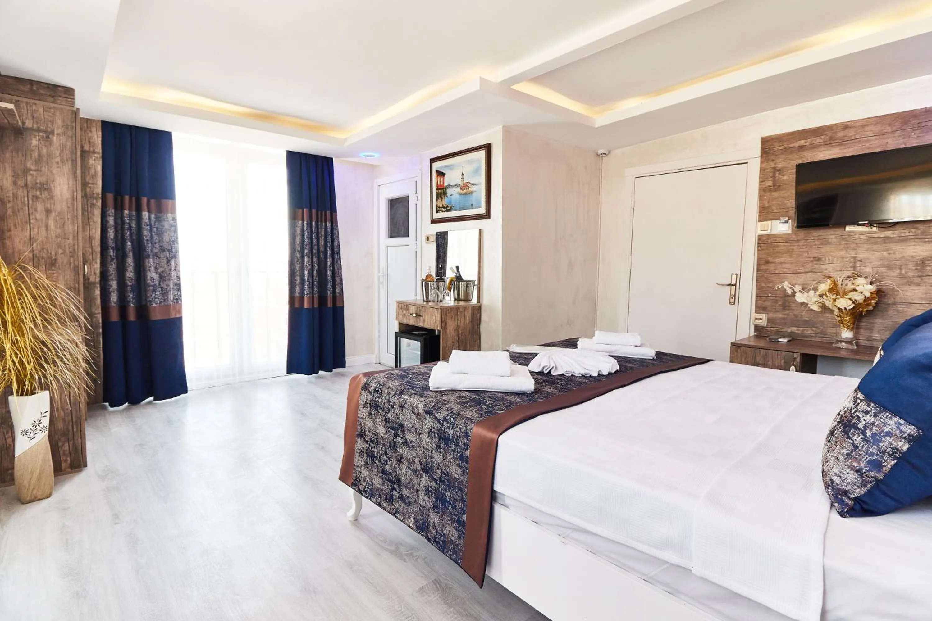 Photo of the whole room, Bed in Armar Hotel