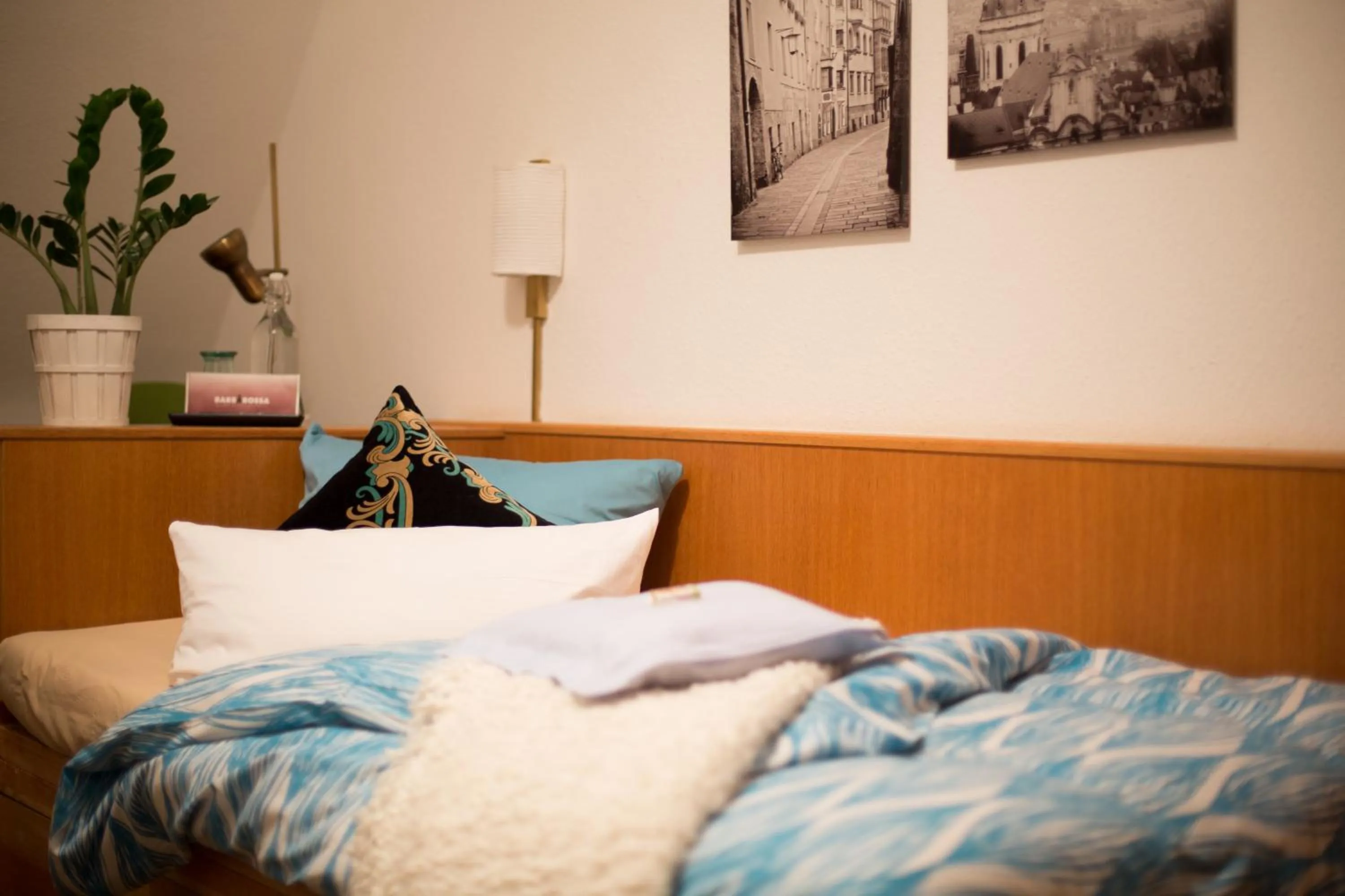 Bed in Hotel Barbarossa Garni