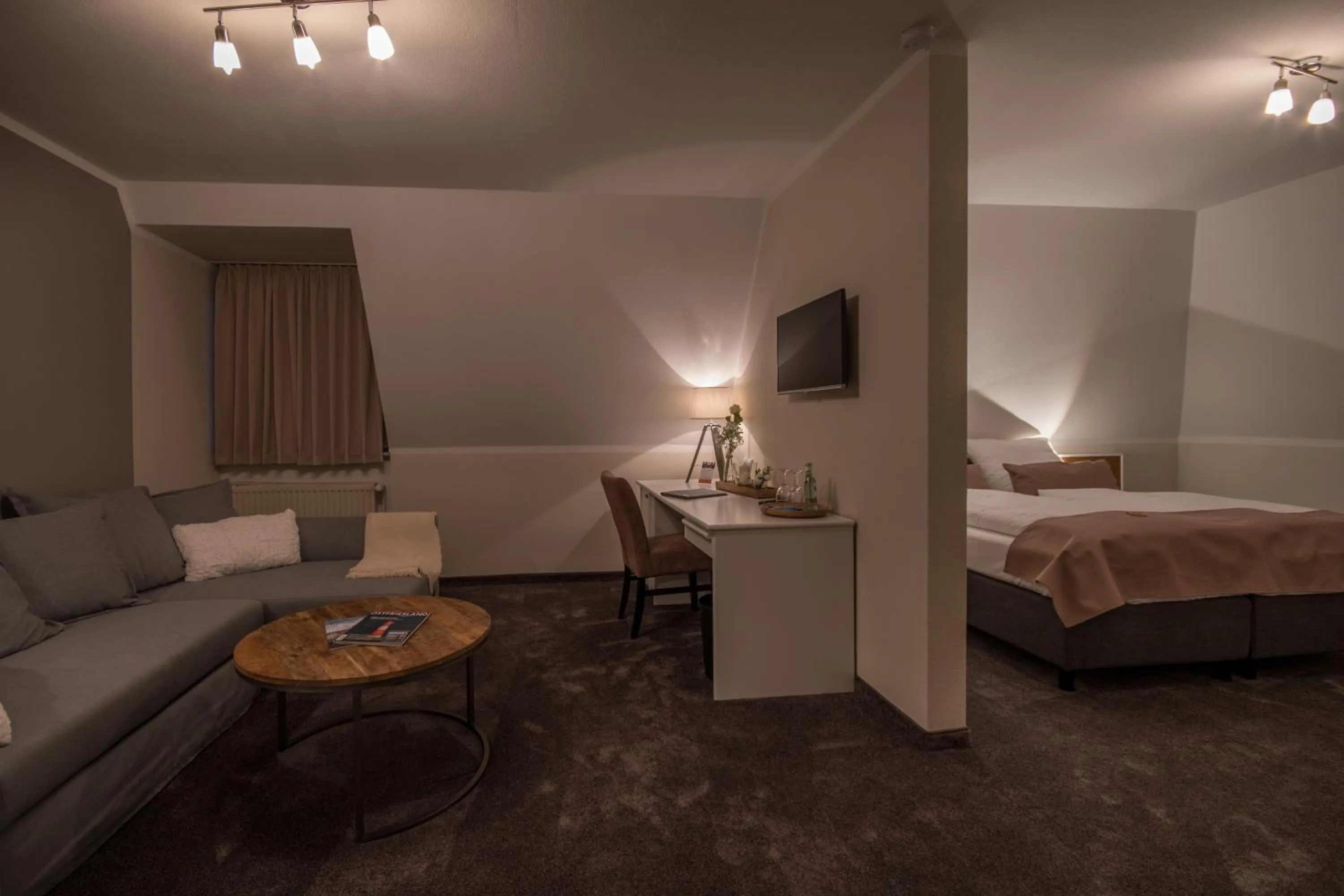 Photo of the whole room, Bed in Hotel Stadt Aurich