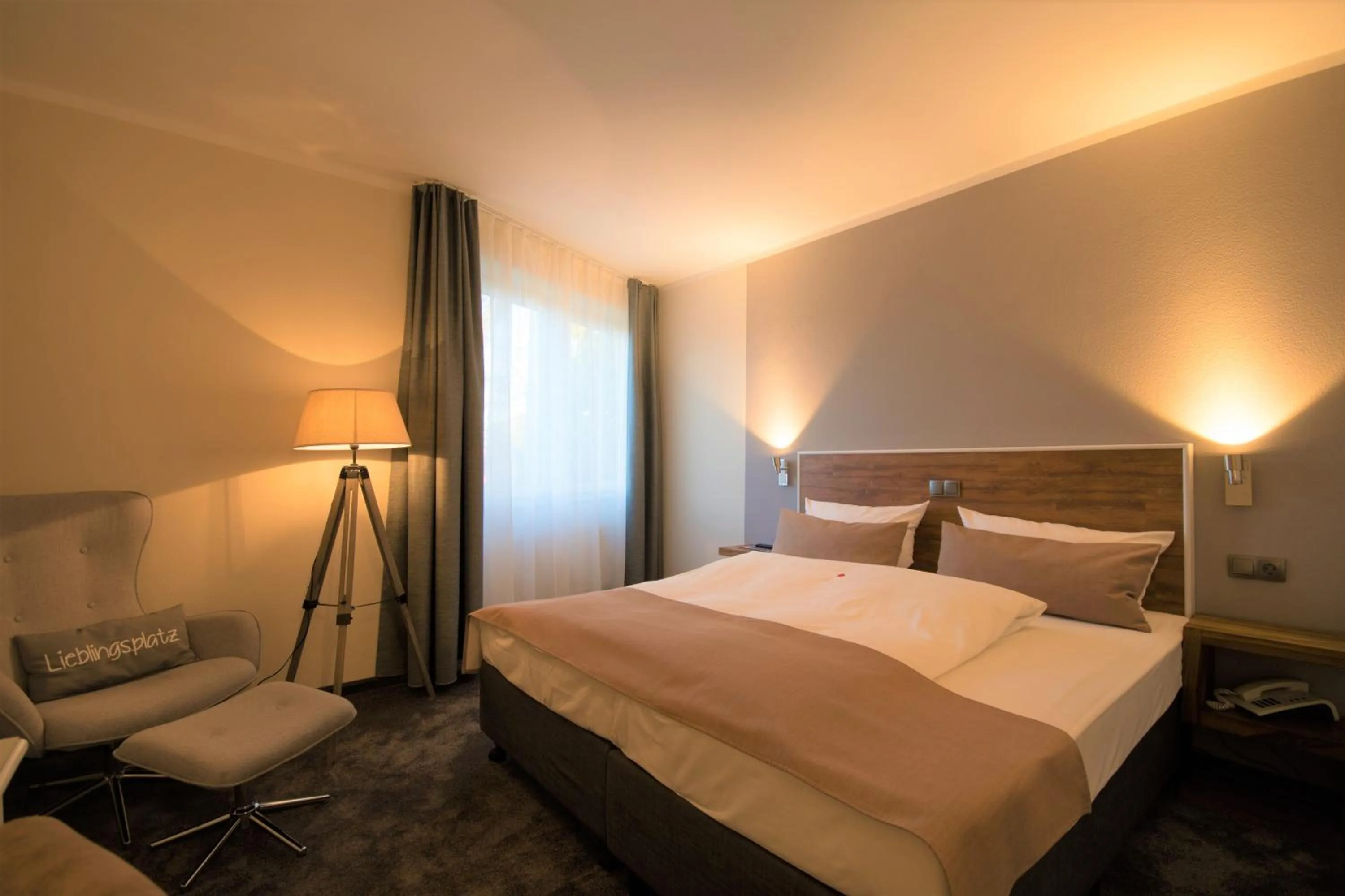 Bed in Hotel Stadt Aurich