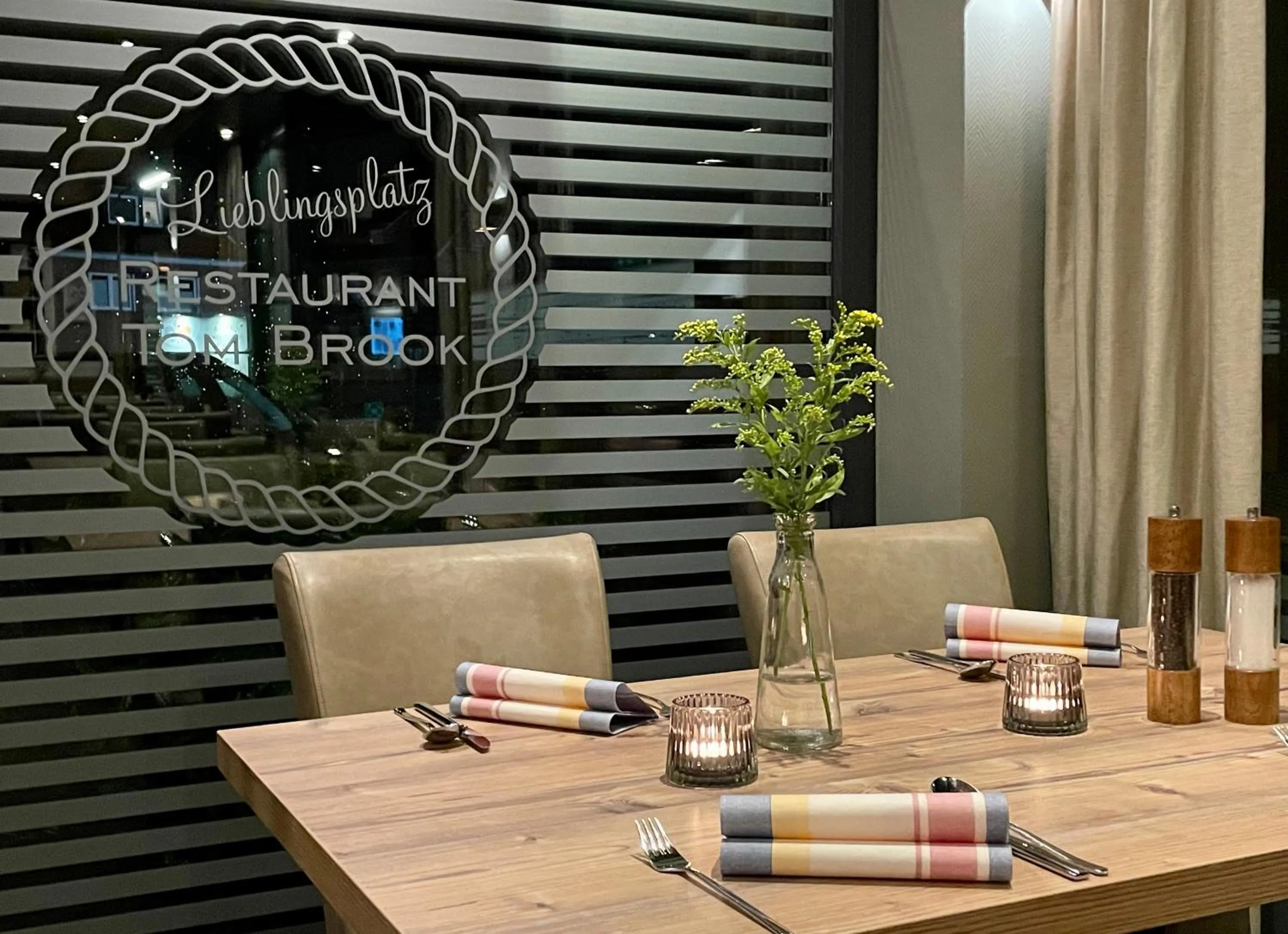 Restaurant/places to eat in Hotel Stadt Aurich