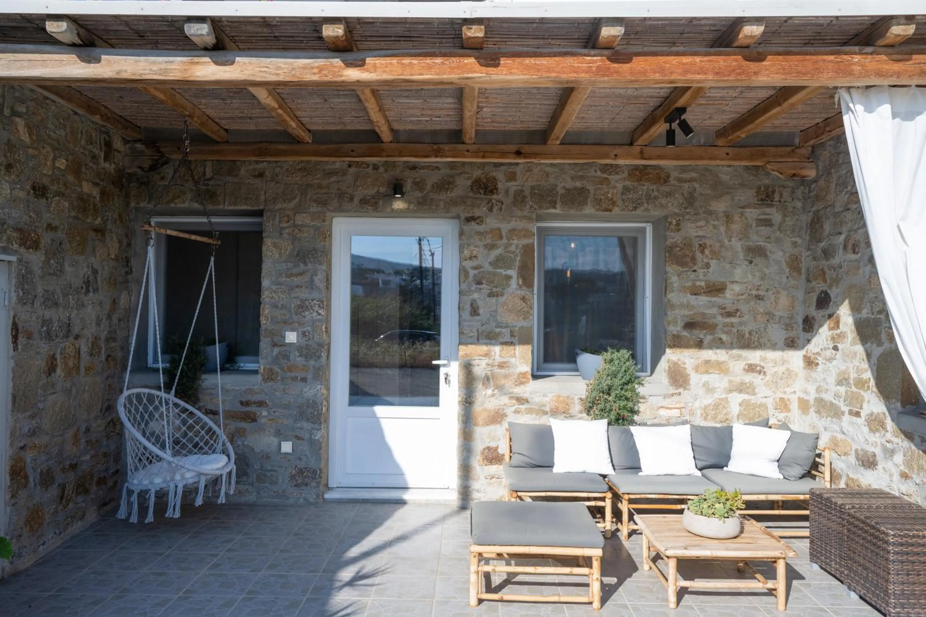 Patio in Mykonos Dot Apartments