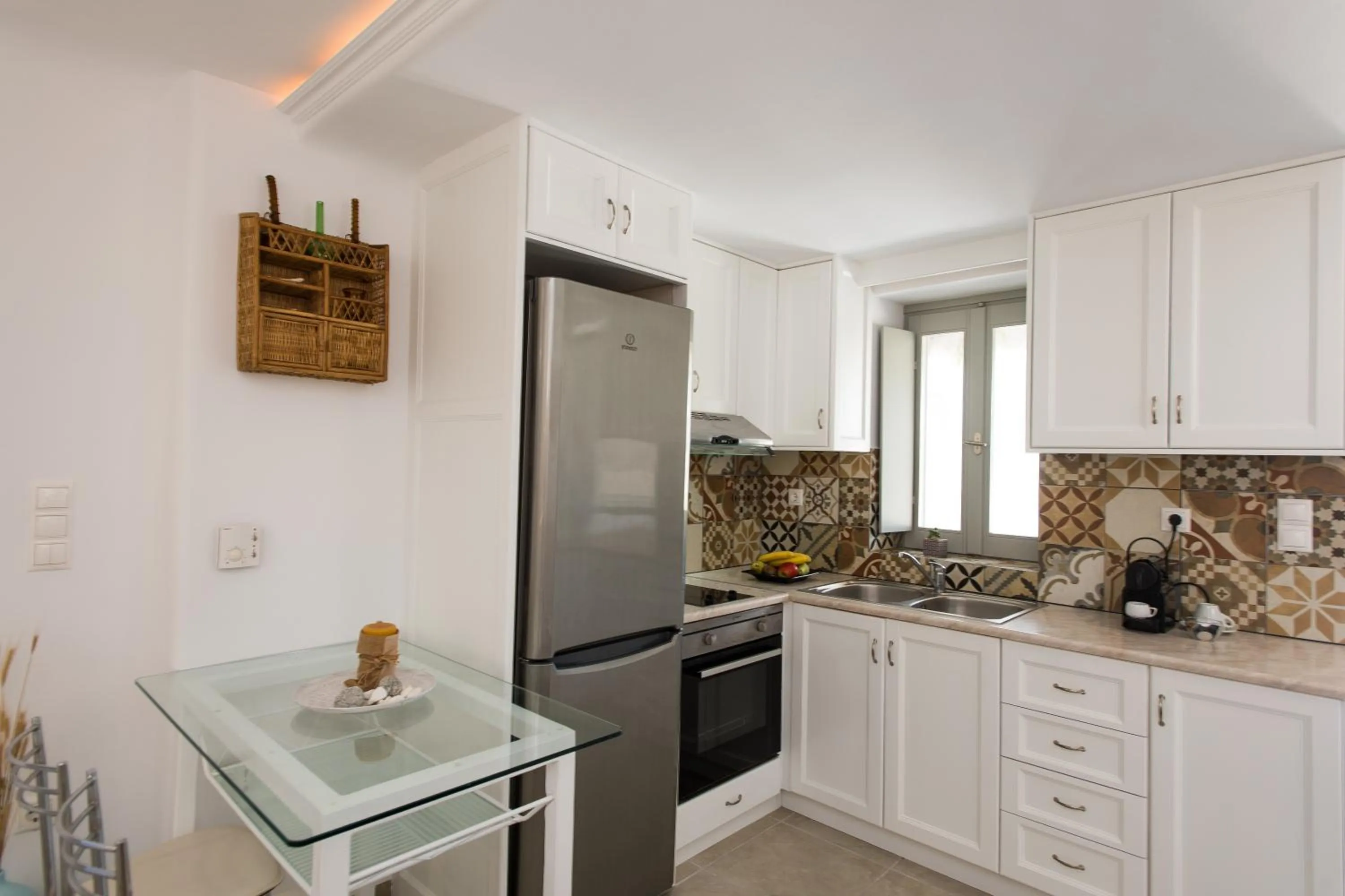Kitchen or kitchenette in Mykonos Dot Apartments