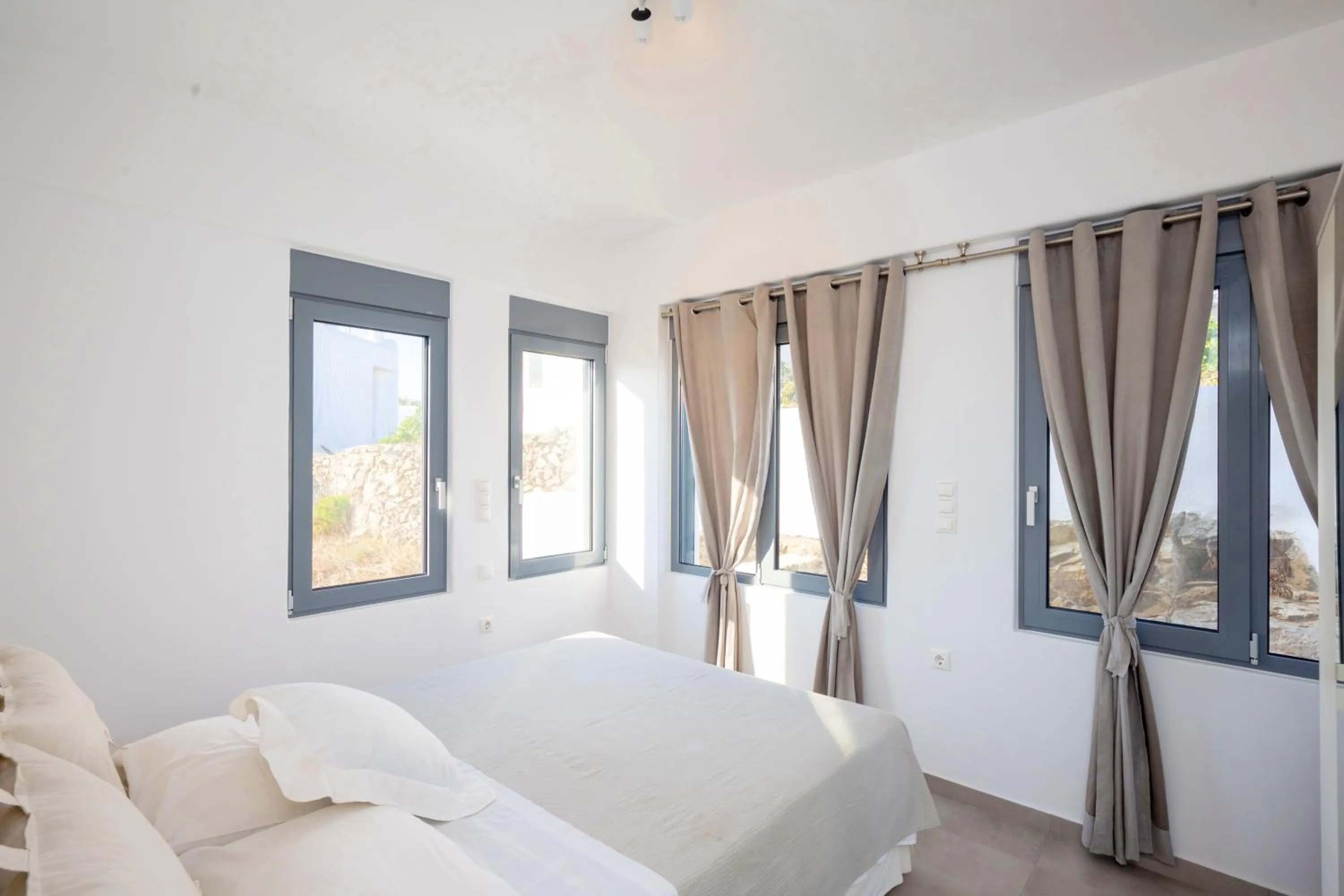 Bed in Mykonos Dot Apartments