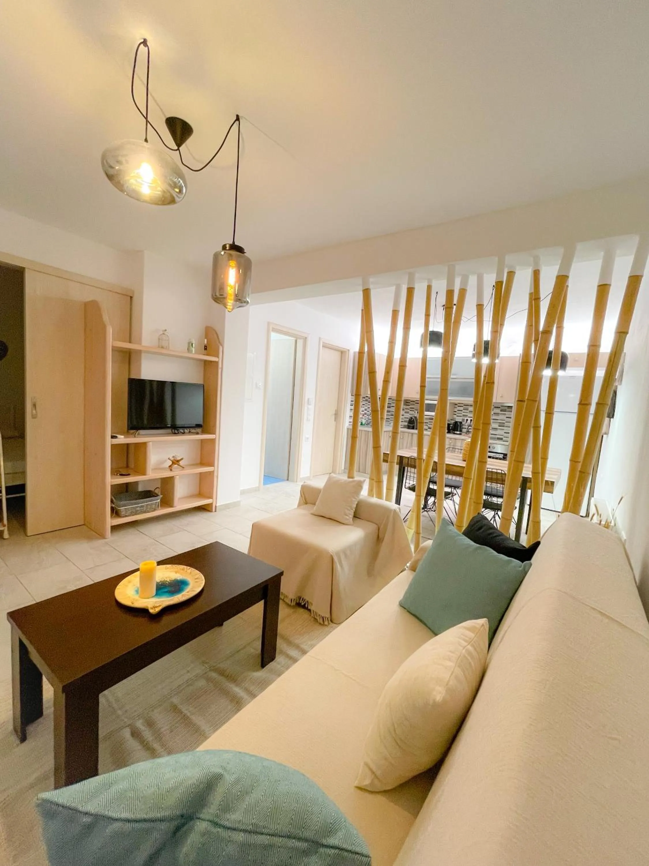 TV and multimedia in Mykonos Dot Apartments