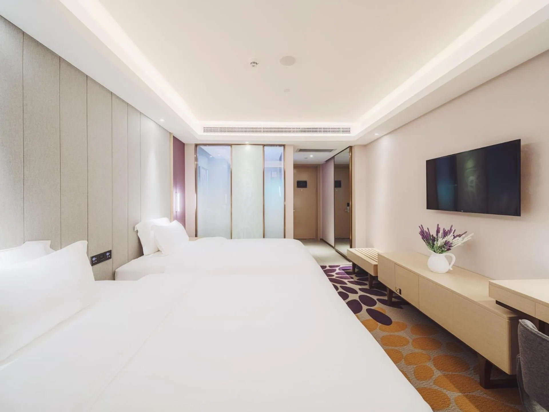 Bed in Lavande Hotel Qingzhen Vocational Education City Time Guizhou