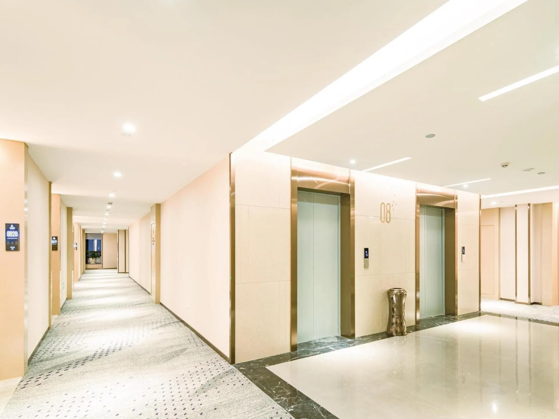 Lavande Hotel Qingzhen Vocational Education City Time Guizhou