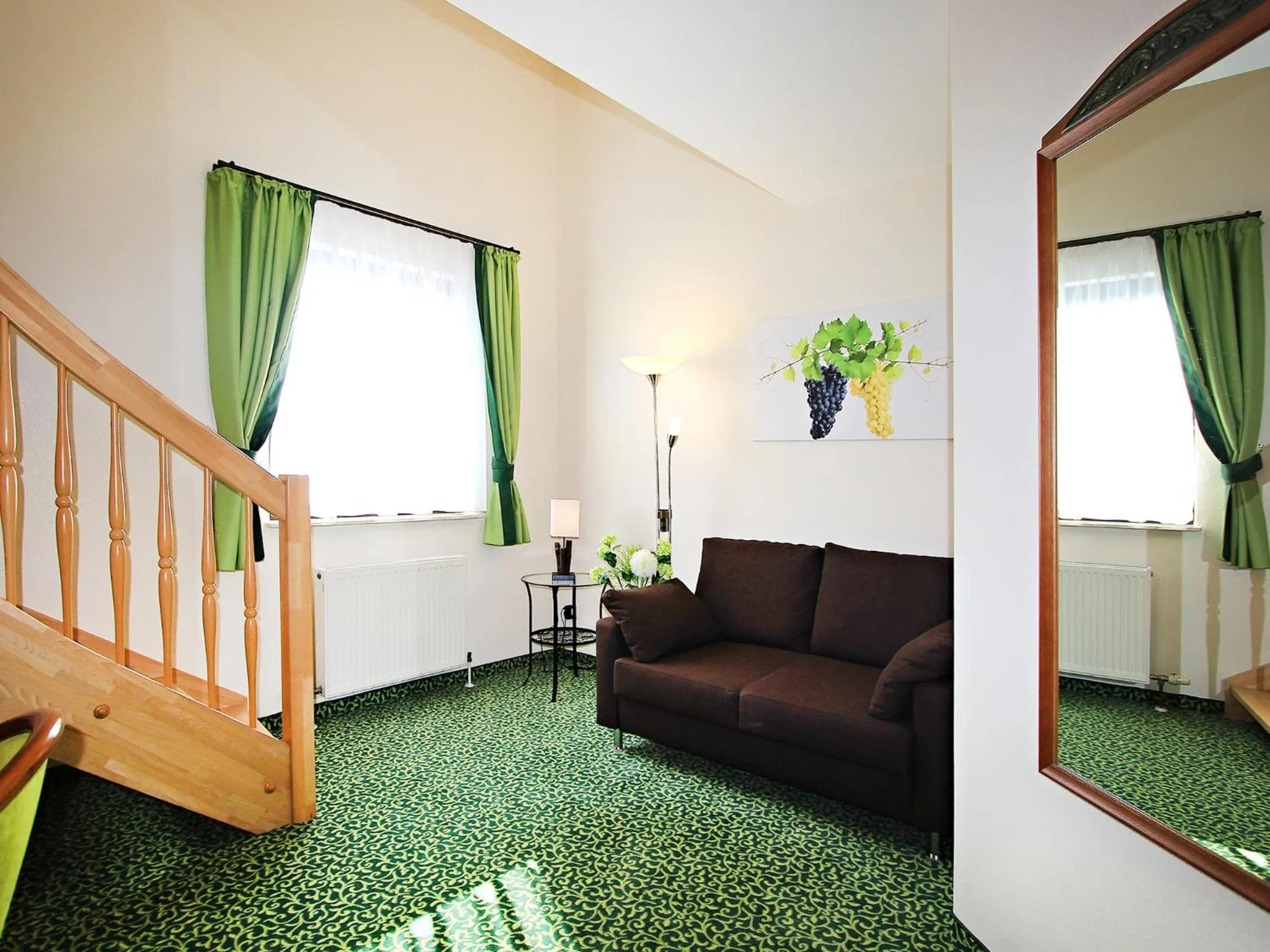 Day in Altdeutsche Weinstube - Superior