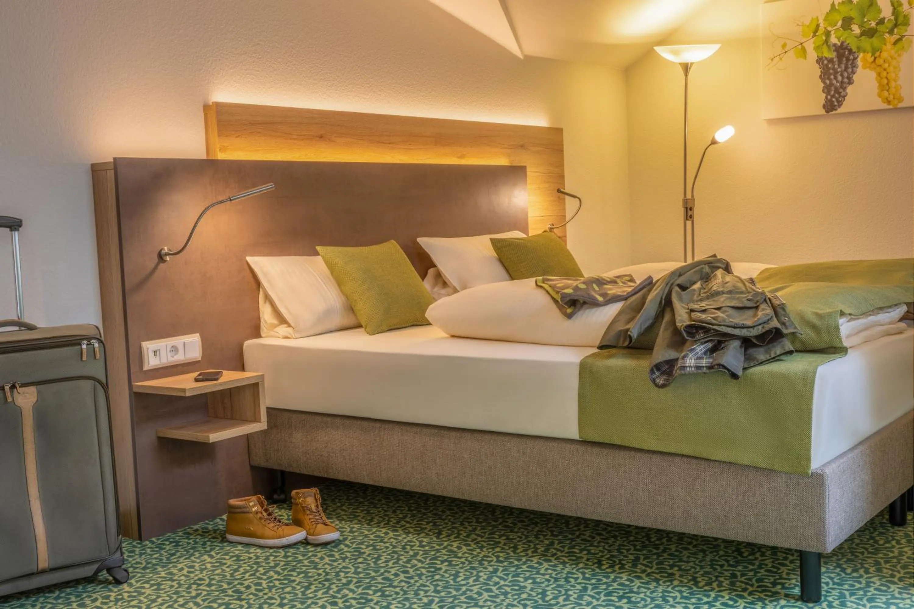 Photo of the whole room, Bed in Altdeutsche Weinstube - Superior