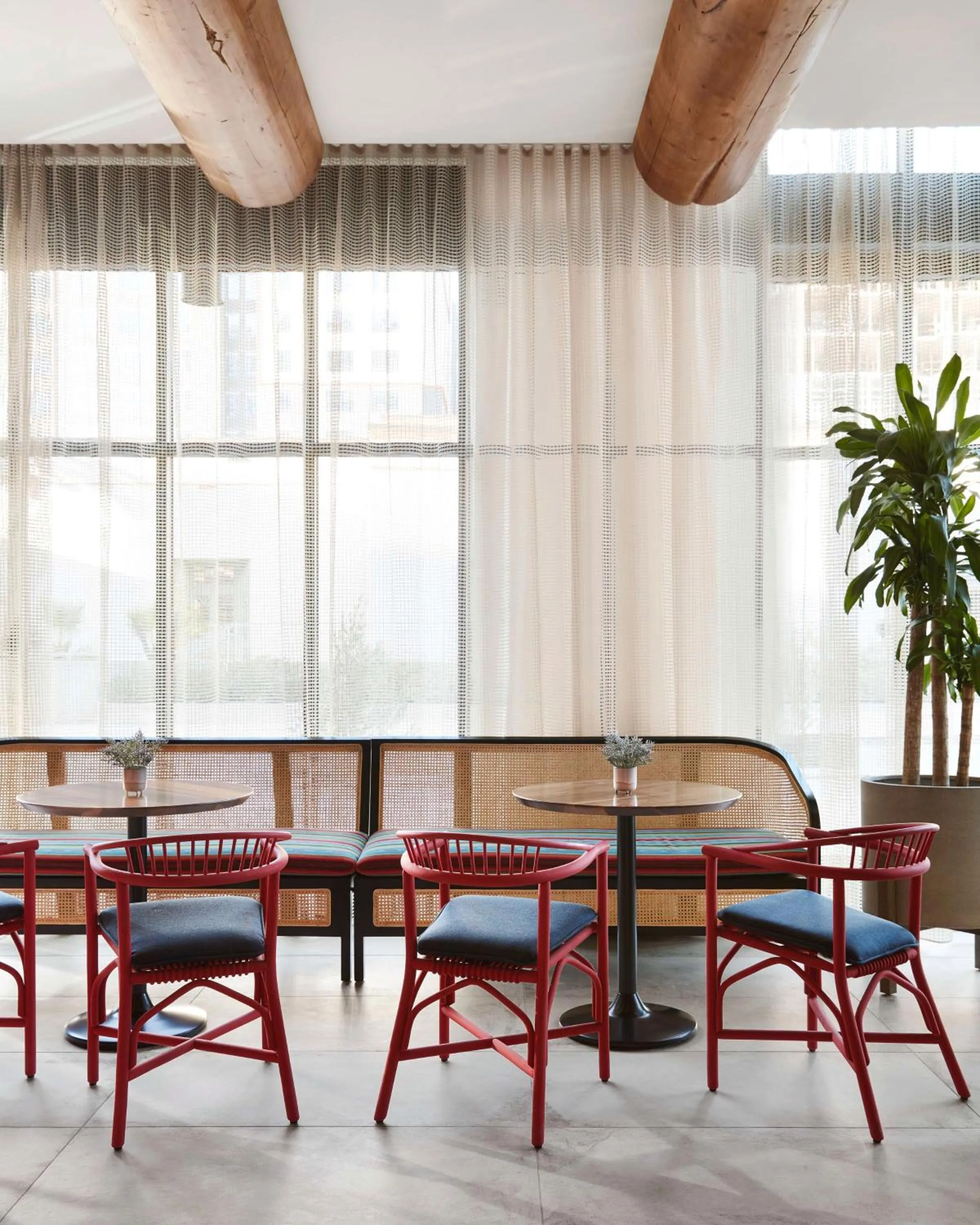 Dining area in Graduate by Hilton Tucson