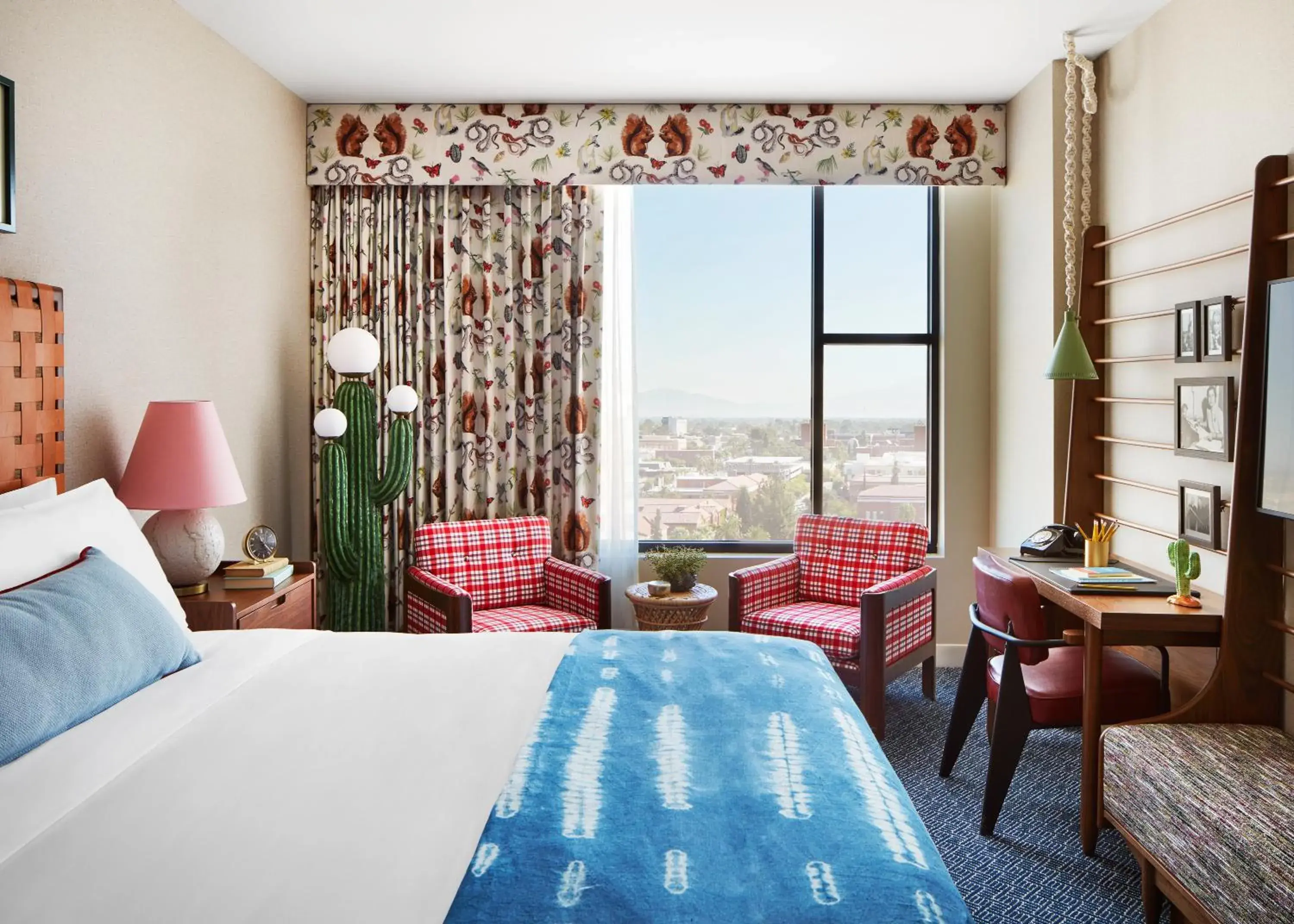 Graduate King in Graduate by Hilton Tucson Graduate King in Graduate by Hilton Tucson