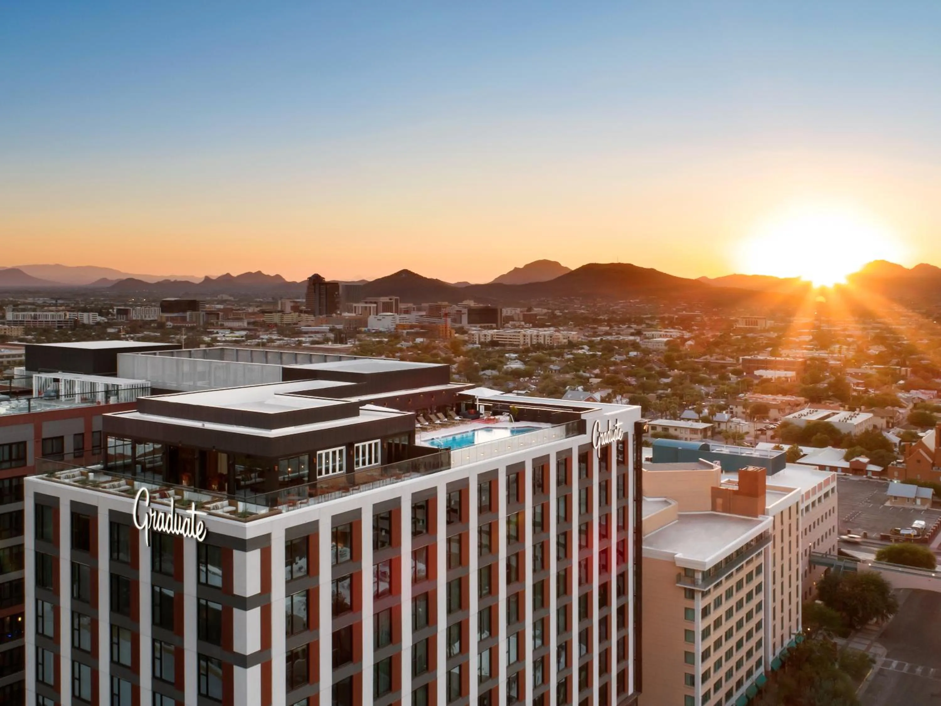 Bird's eye view in Graduate by Hilton Tucson