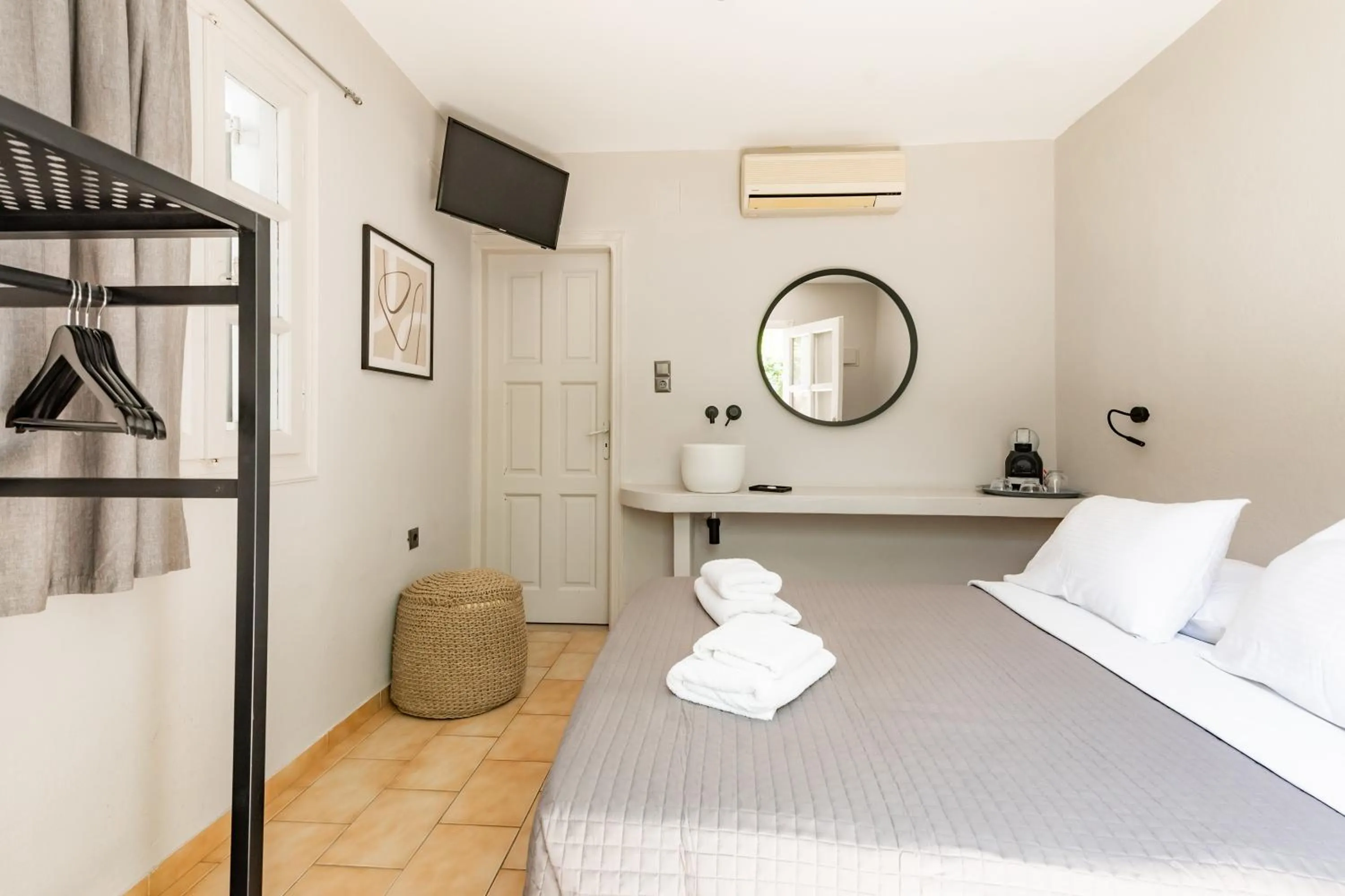 Bed in Rania Apartments Sea View