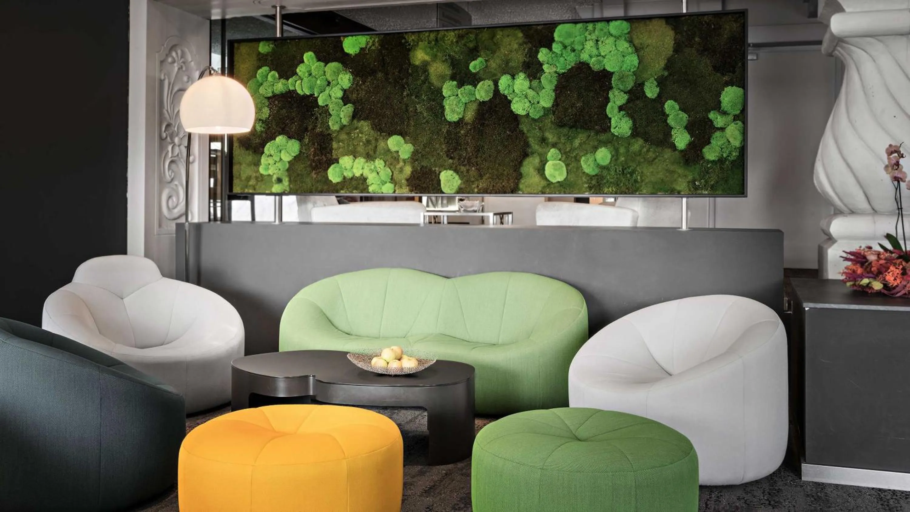 Property building in Hotel Central