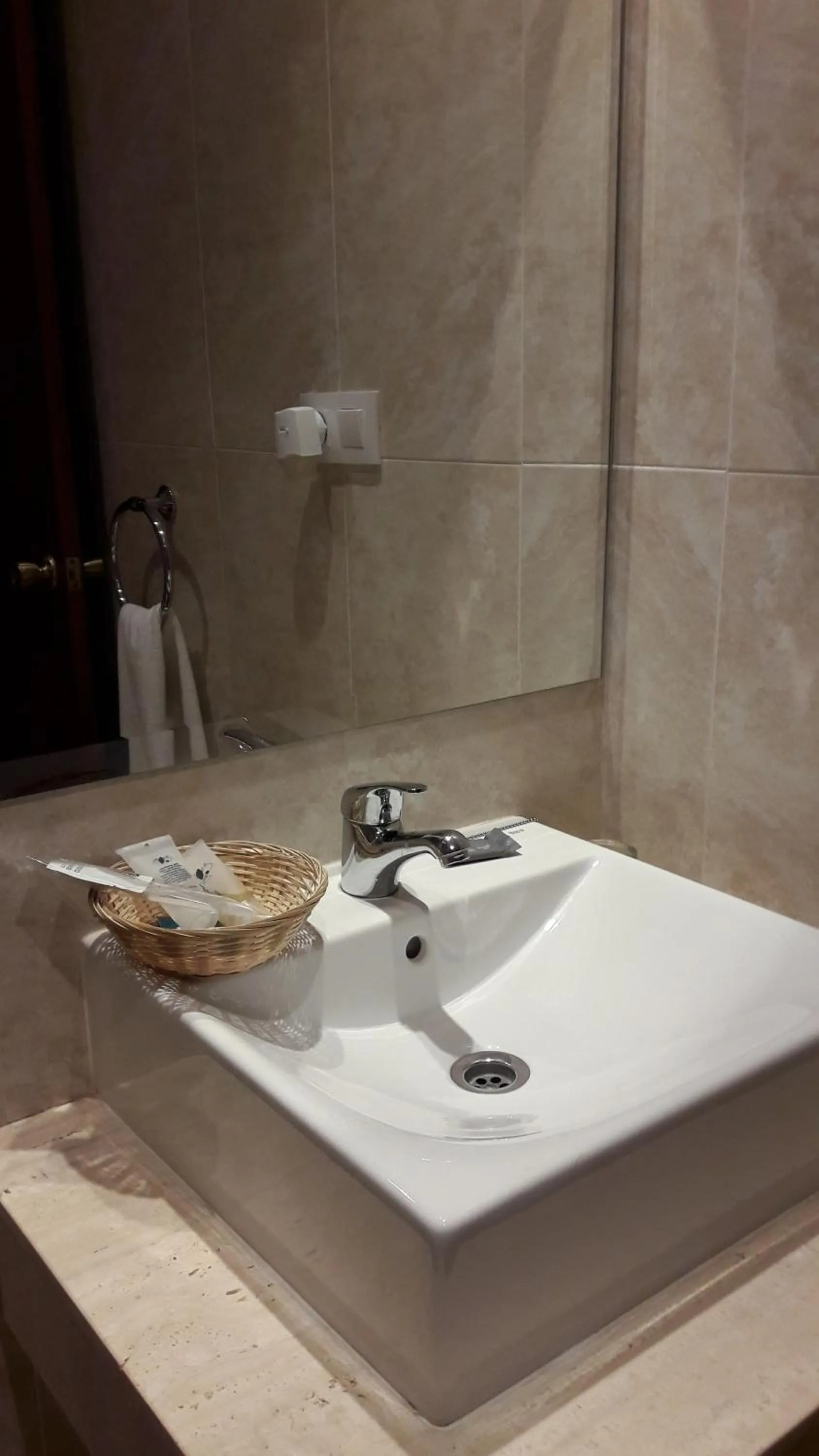 Hostal Restaurante Pacos