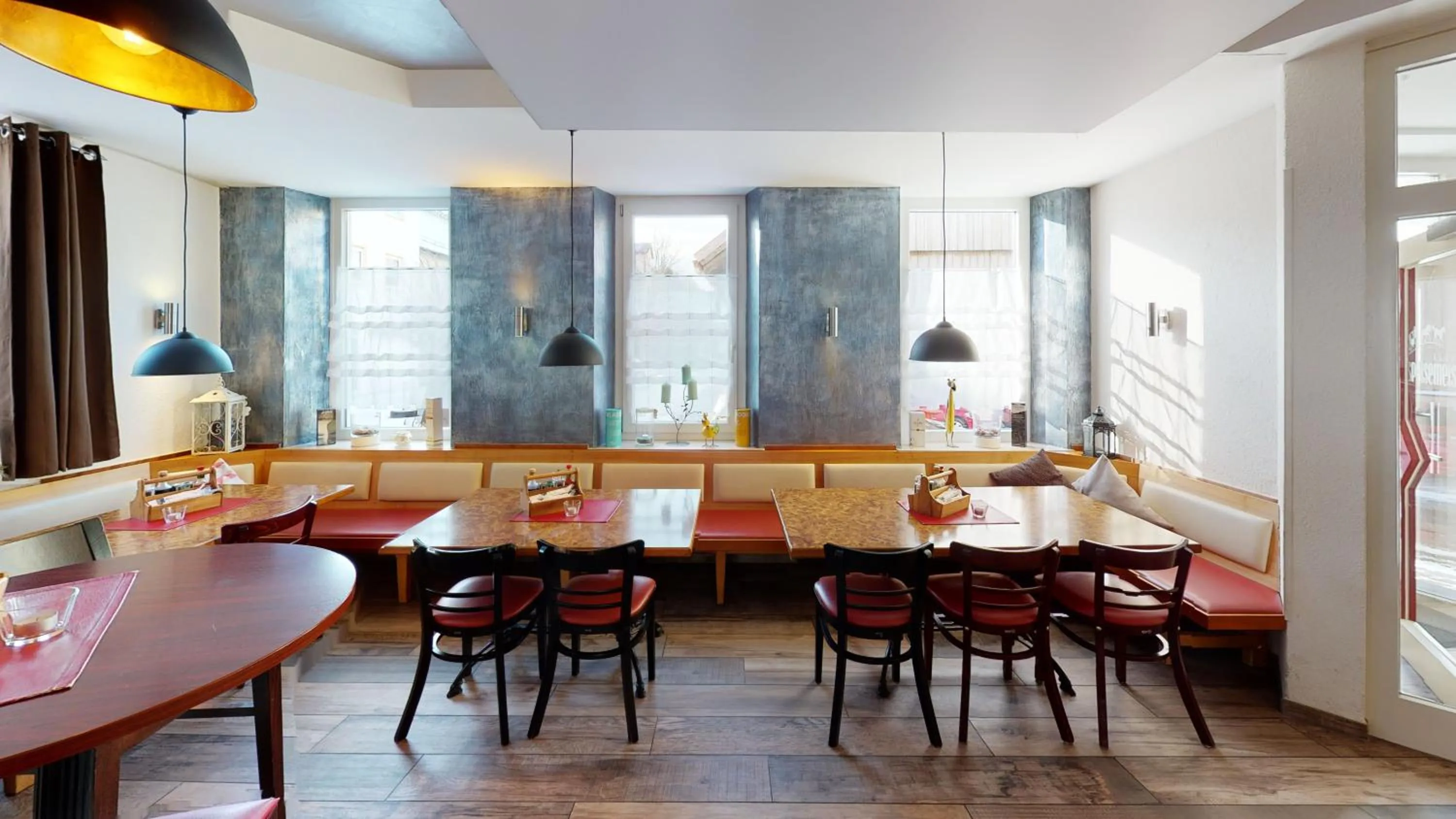 Restaurant/places to eat in Blochums Gasthof Hirsch