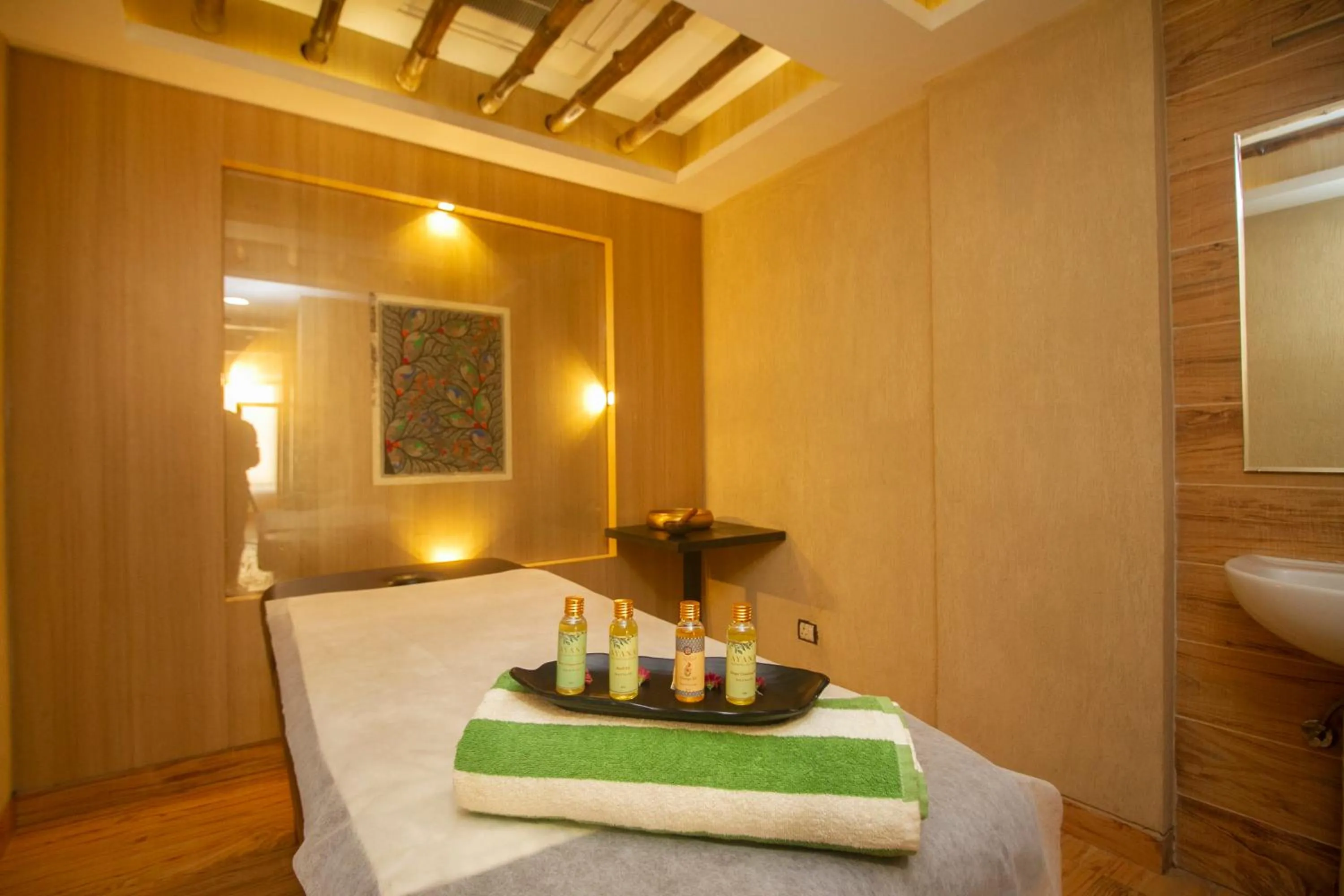 Spa and wellness centre/facilities, Bed in Yog Wellness Resort & Spa By Amritara