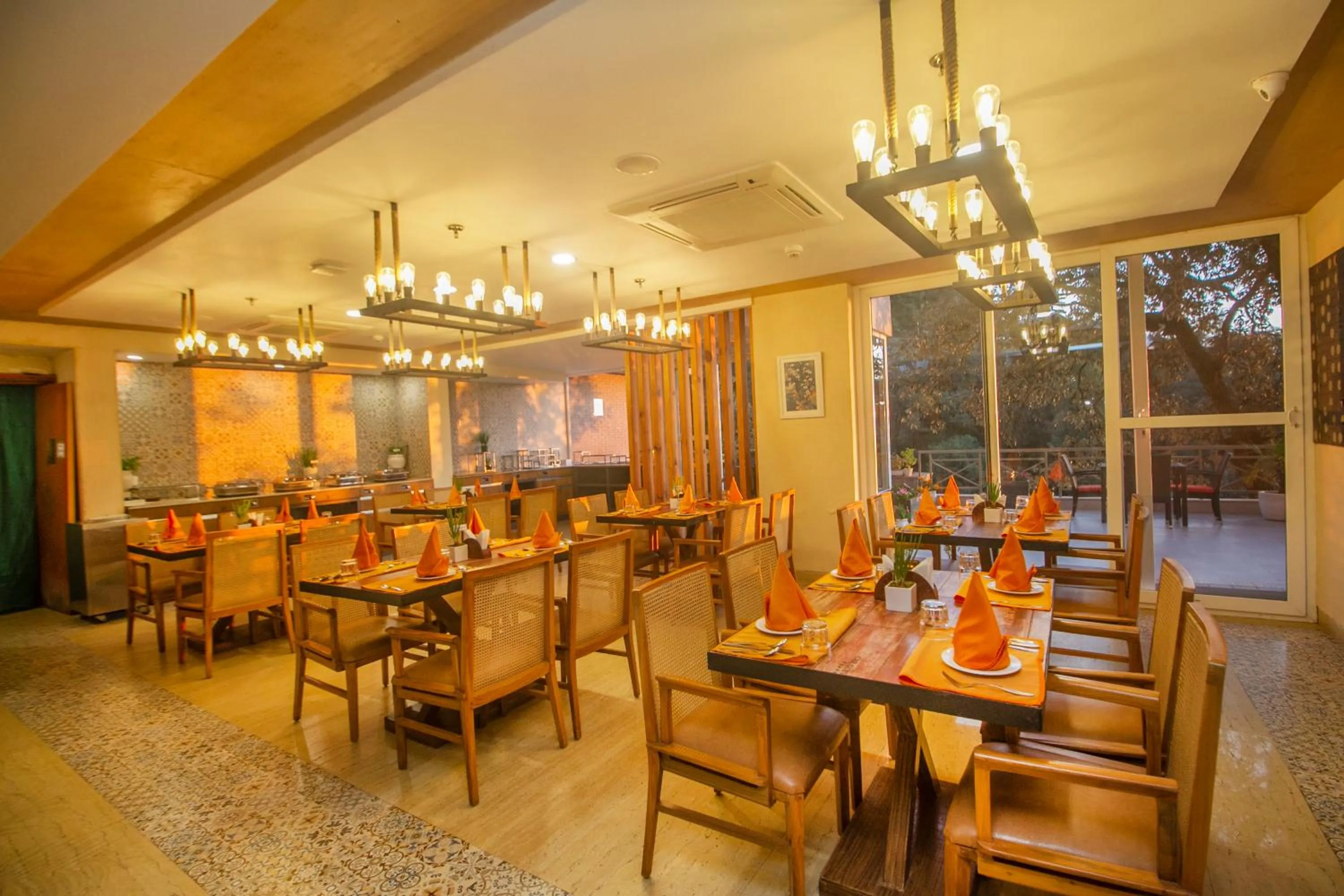 Restaurant/places to eat in Yog Wellness Resort & Spa By Amritara
