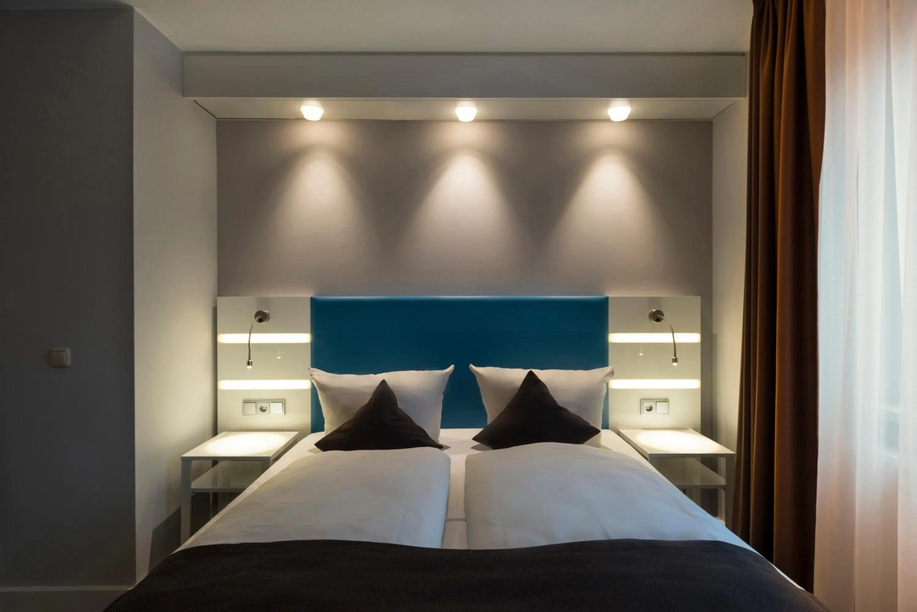 Photo of the whole room, Bed in Best Western Hotel Cologne Airport Troisdorf