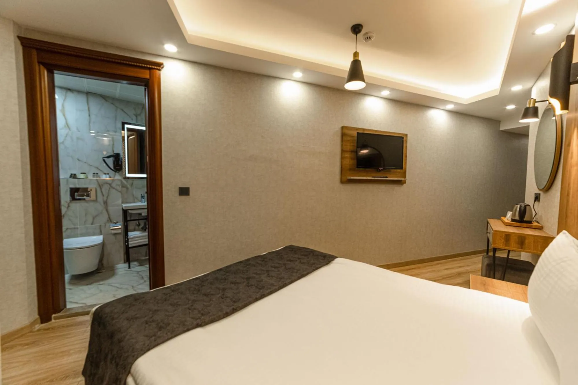 Bedroom, Bed in World Heritage Center Hotel