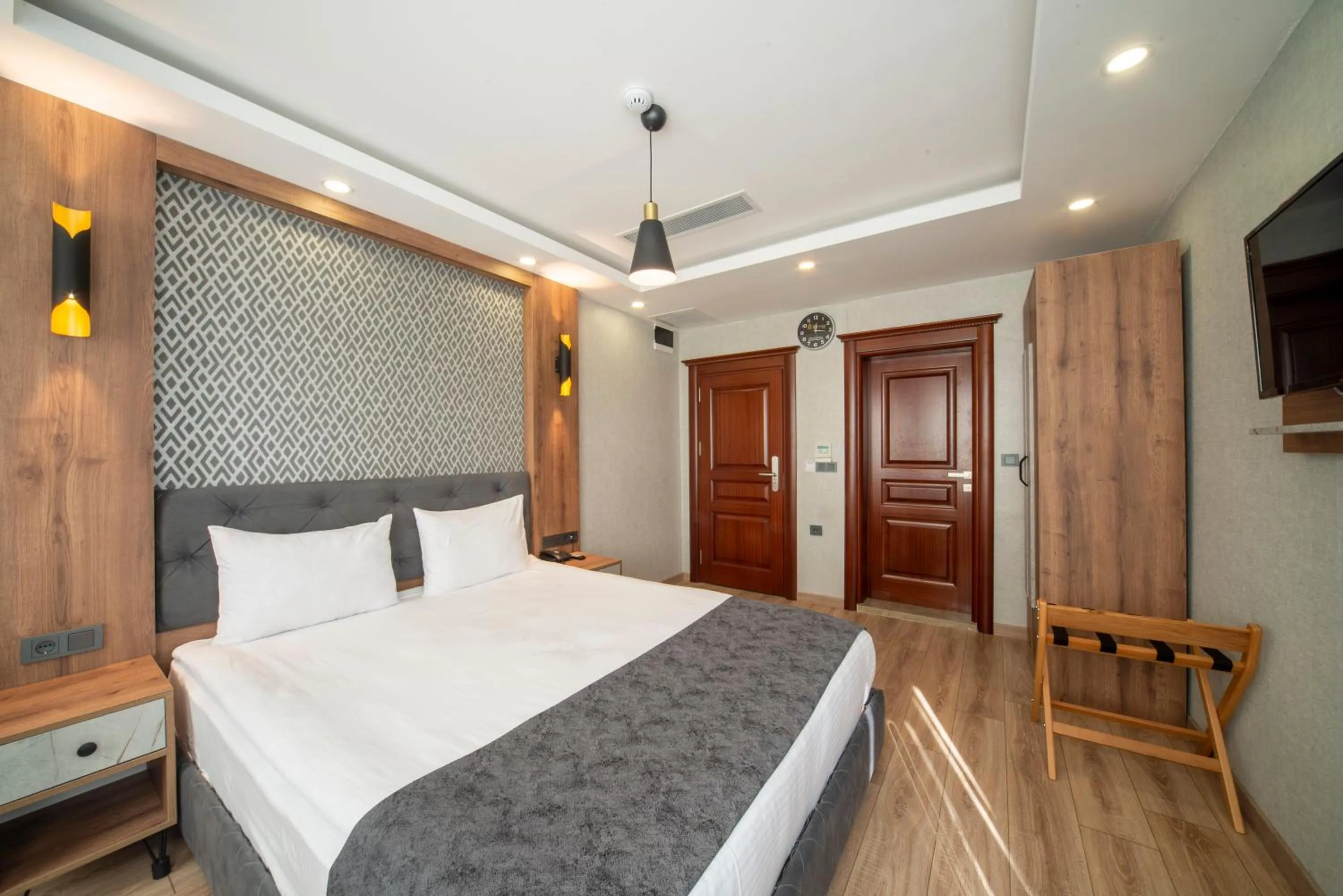 Bedroom, Bed in World Heritage Center Hotel