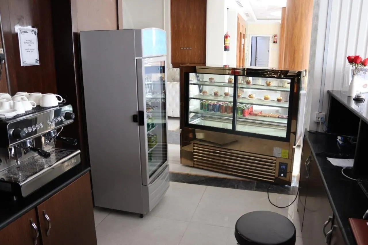 Coffee/tea facilities in Crown City Hotel -فندق كراون ستي