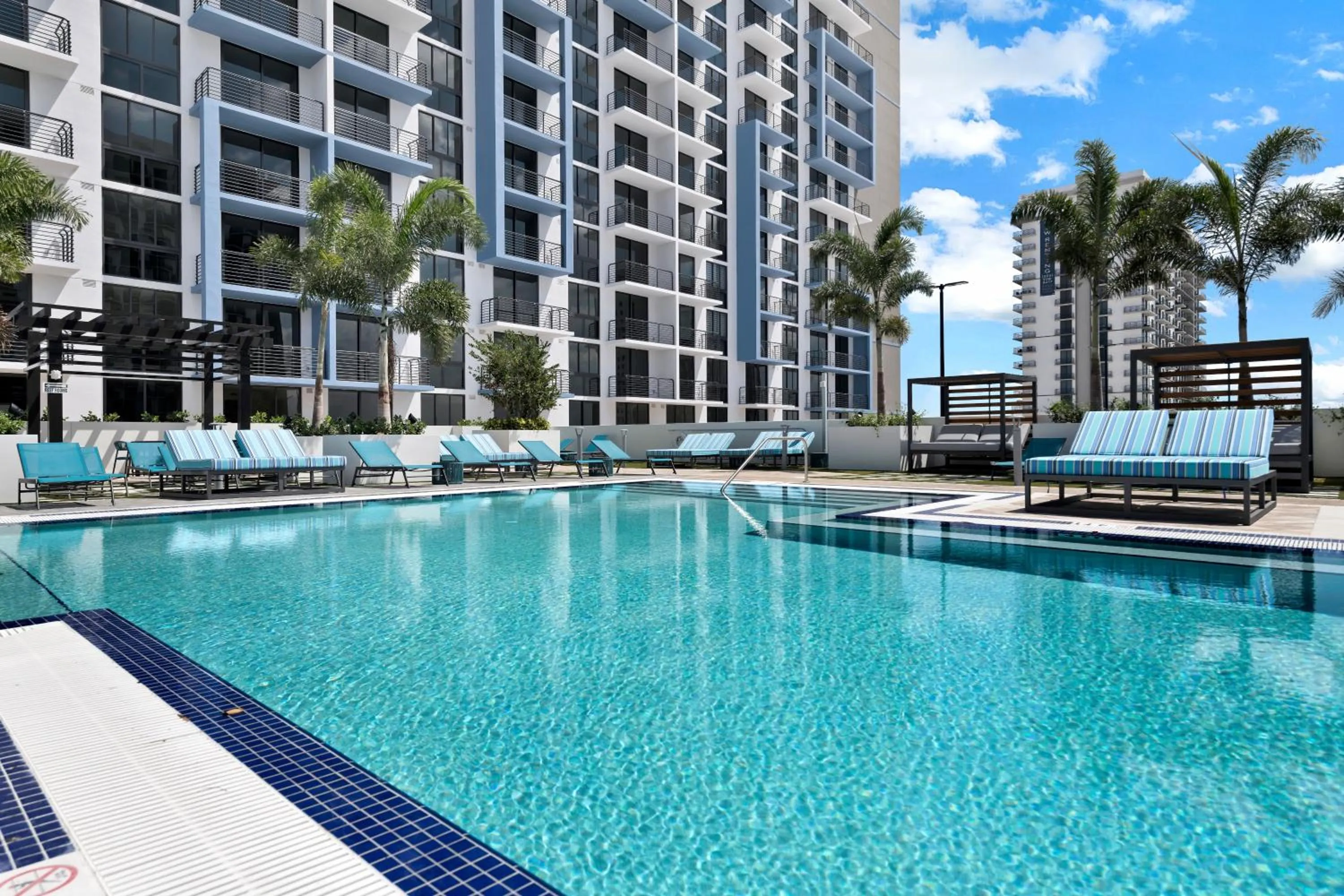 Swimming pool in Provident Grand Luxury Short-Term Residences