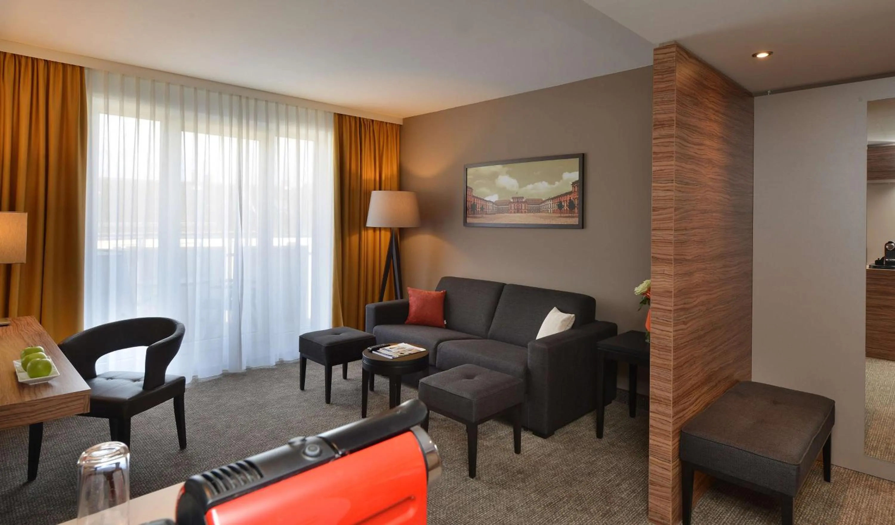 Bedroom in Best Western Plus Delta Park Hotel