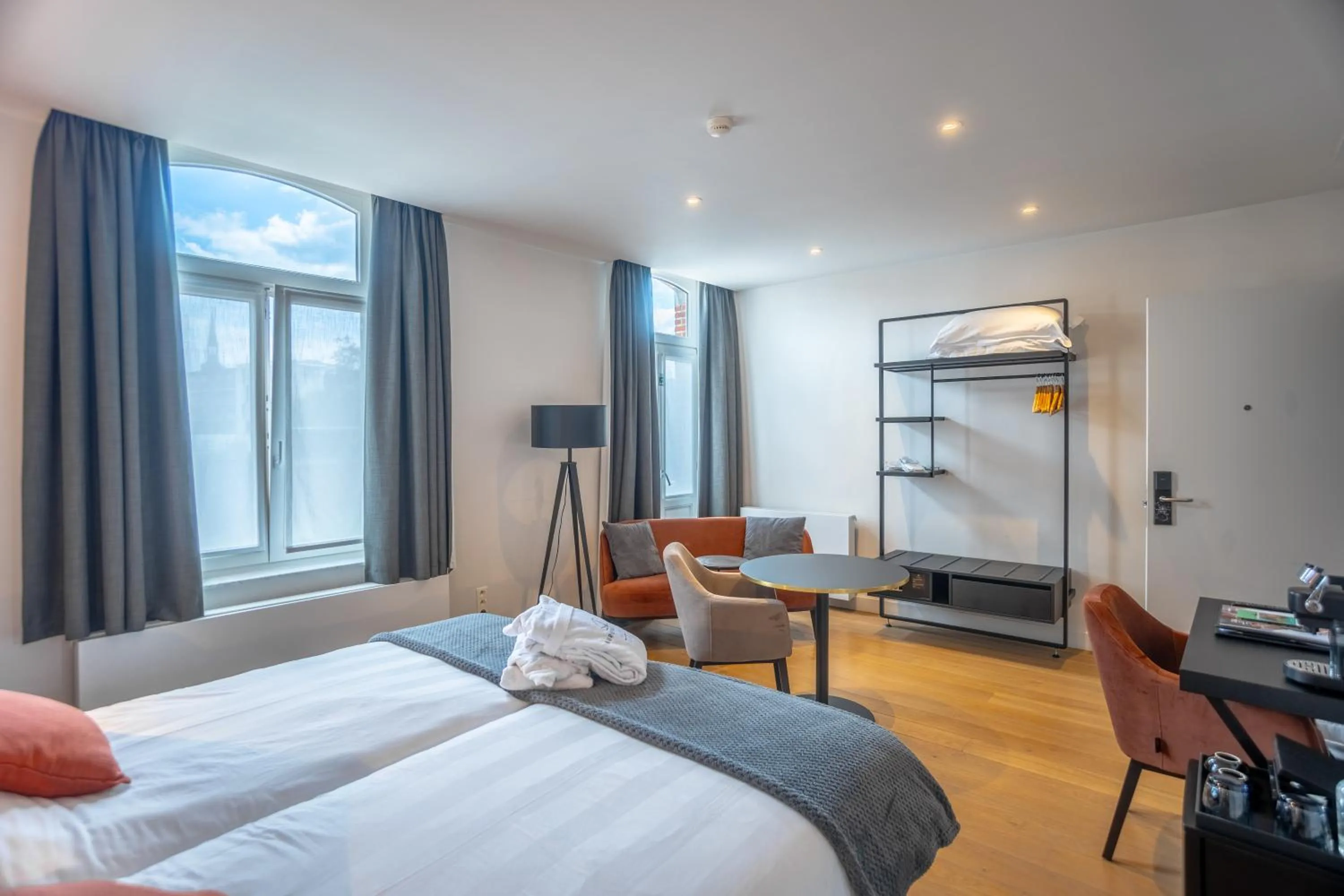 Bed in Burgemeesterhuys