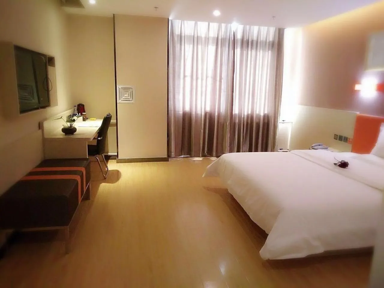 Bed in 7Days Premium Shizuishan Dawukou