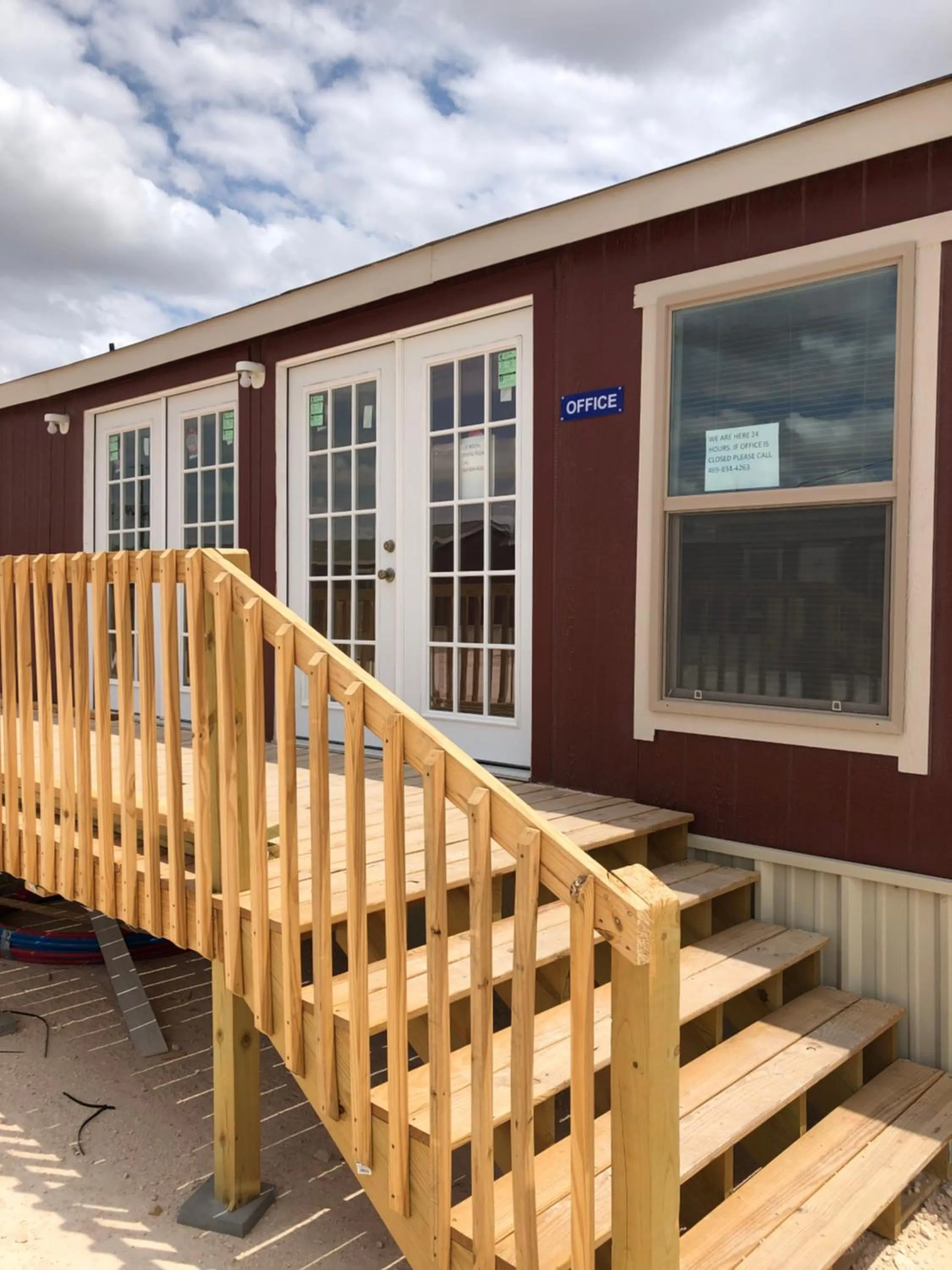 Facade/entrance in Monahans Country Inn