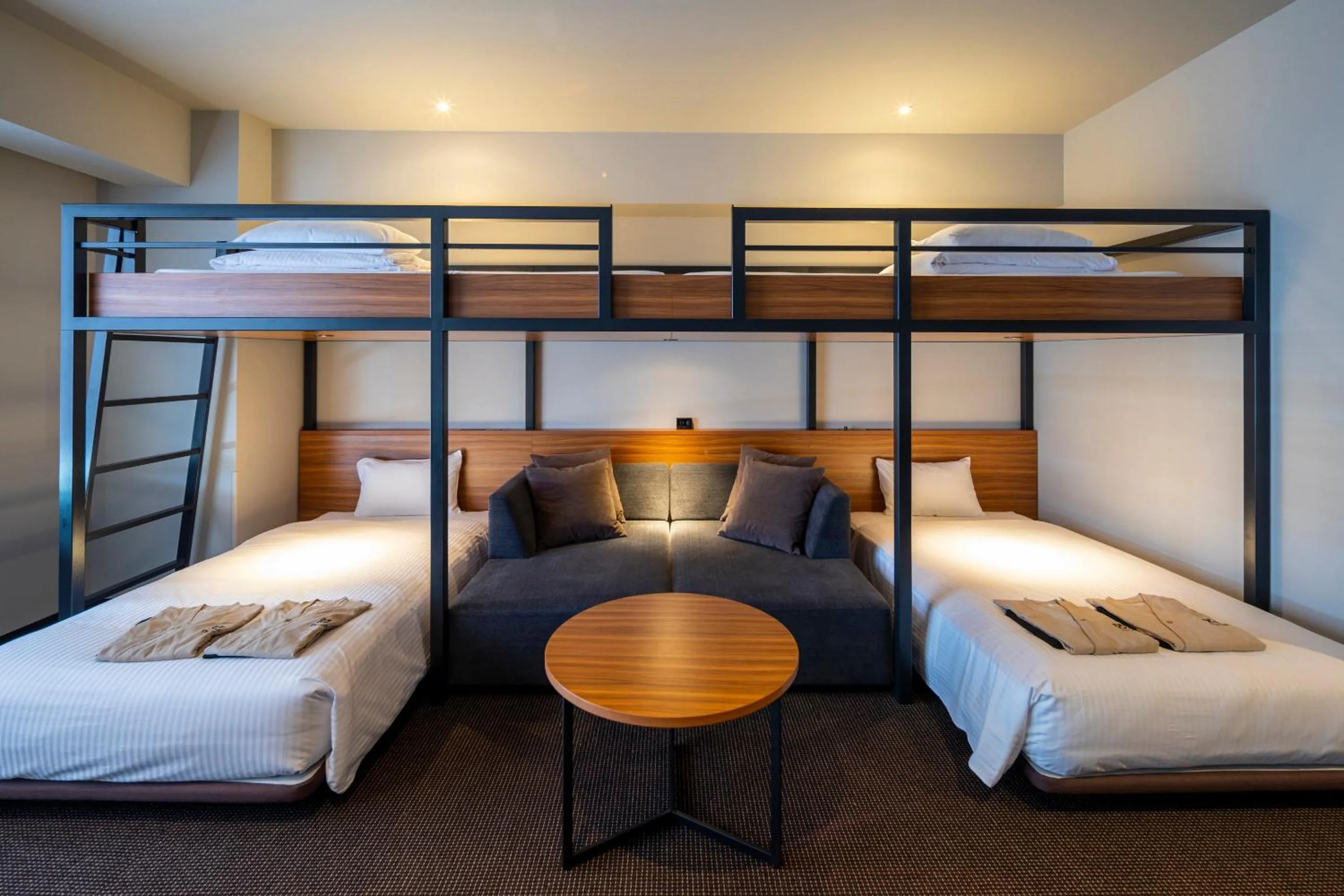 Photo of the whole room, Bed in The358 UMI