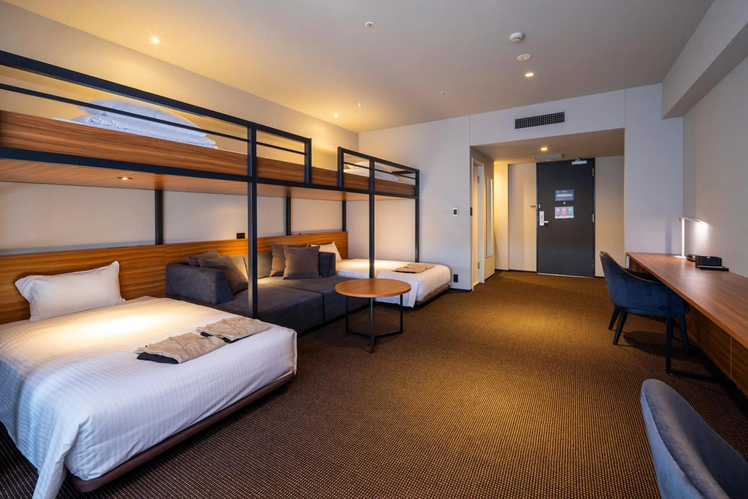 Photo of the whole room, Bed in The358 UMI