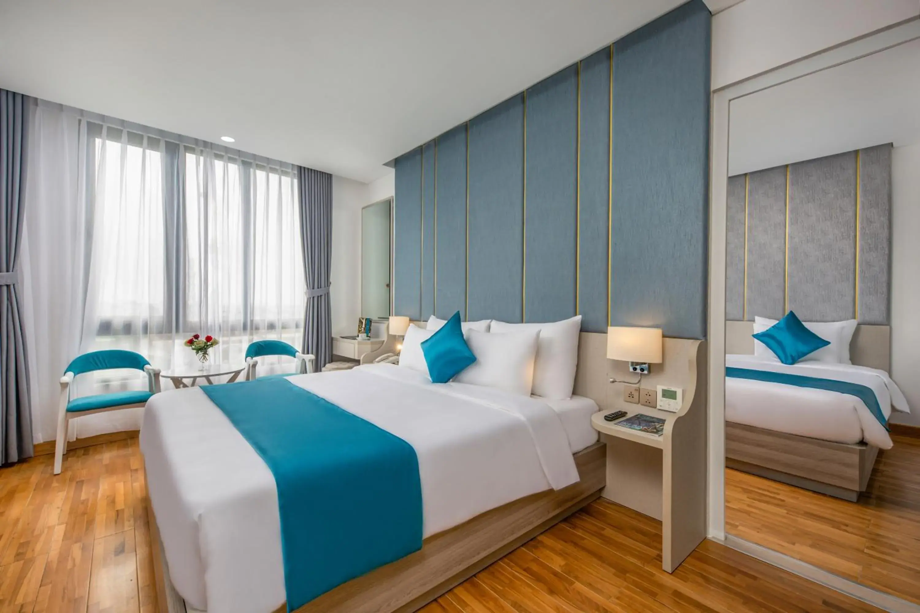 Deluxe Family Suite in Calix Hotel Da Nang Beach Deluxe Family Suite in Calix Hotel Da Nang Beach