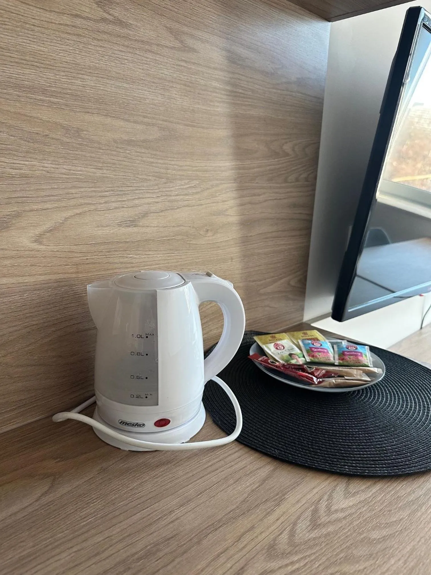 Coffee/tea facilities in Starter III