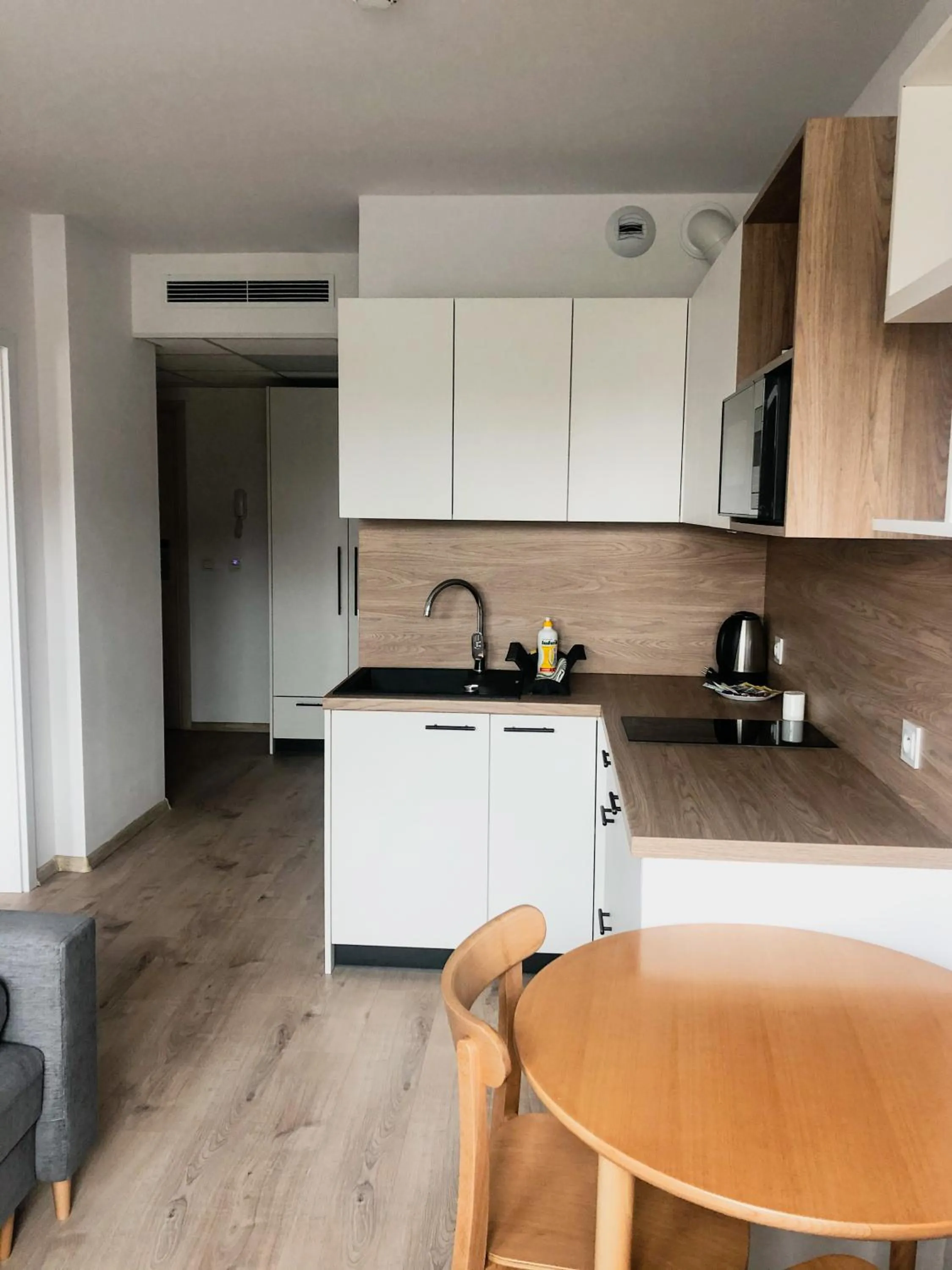 Kitchen or kitchenette in Starter III