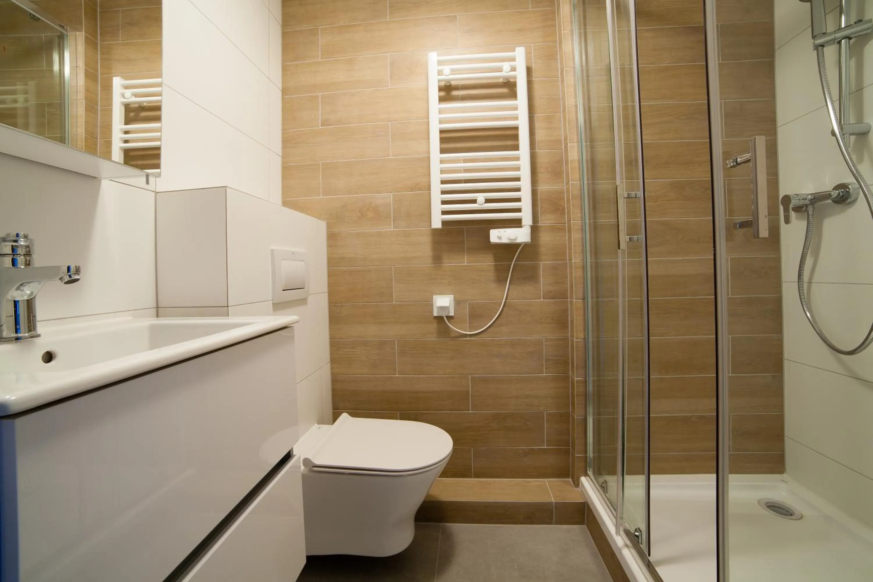 Shower in Starter III