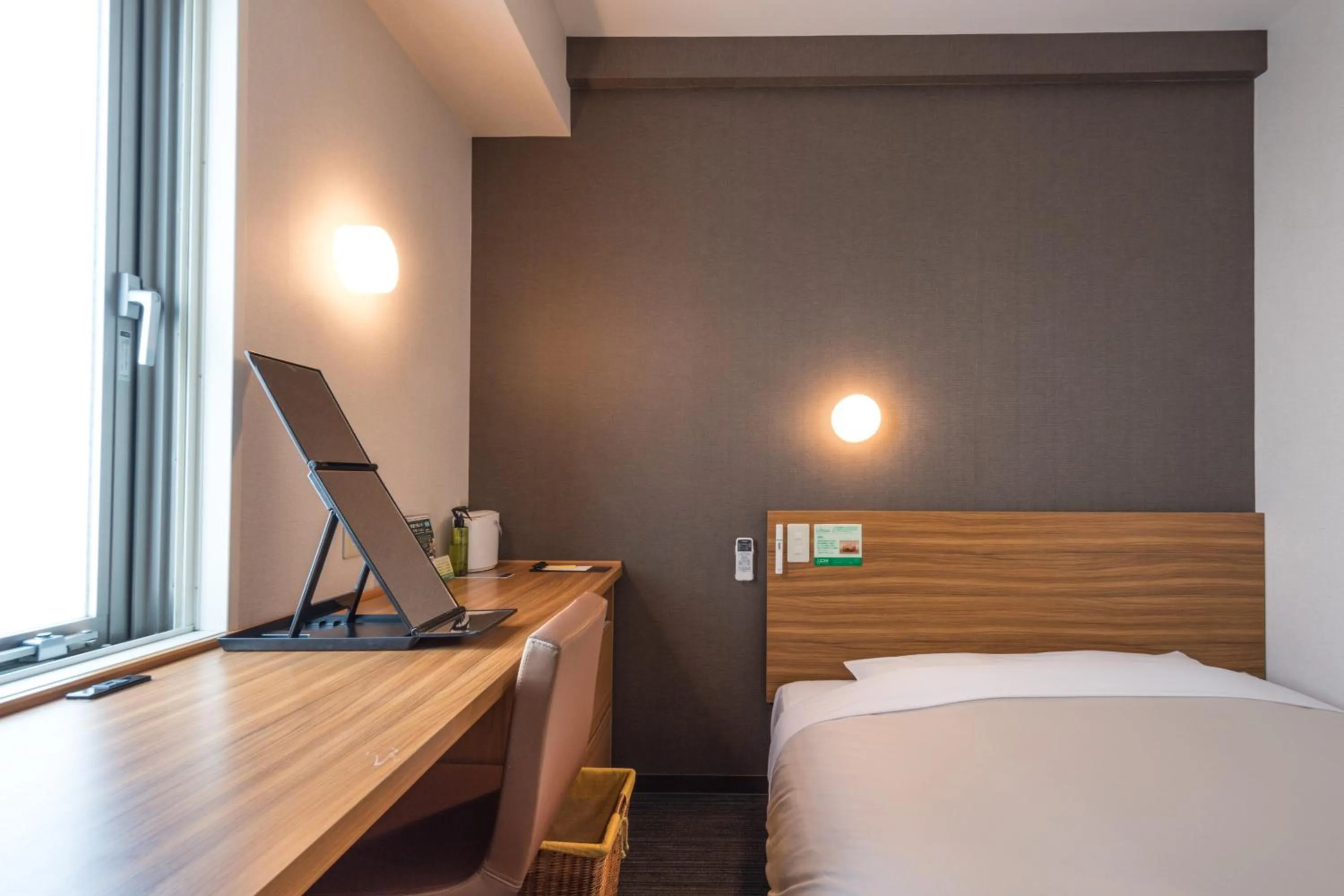 Bed in Super Hotel JR Ueno Iriyaguchi
