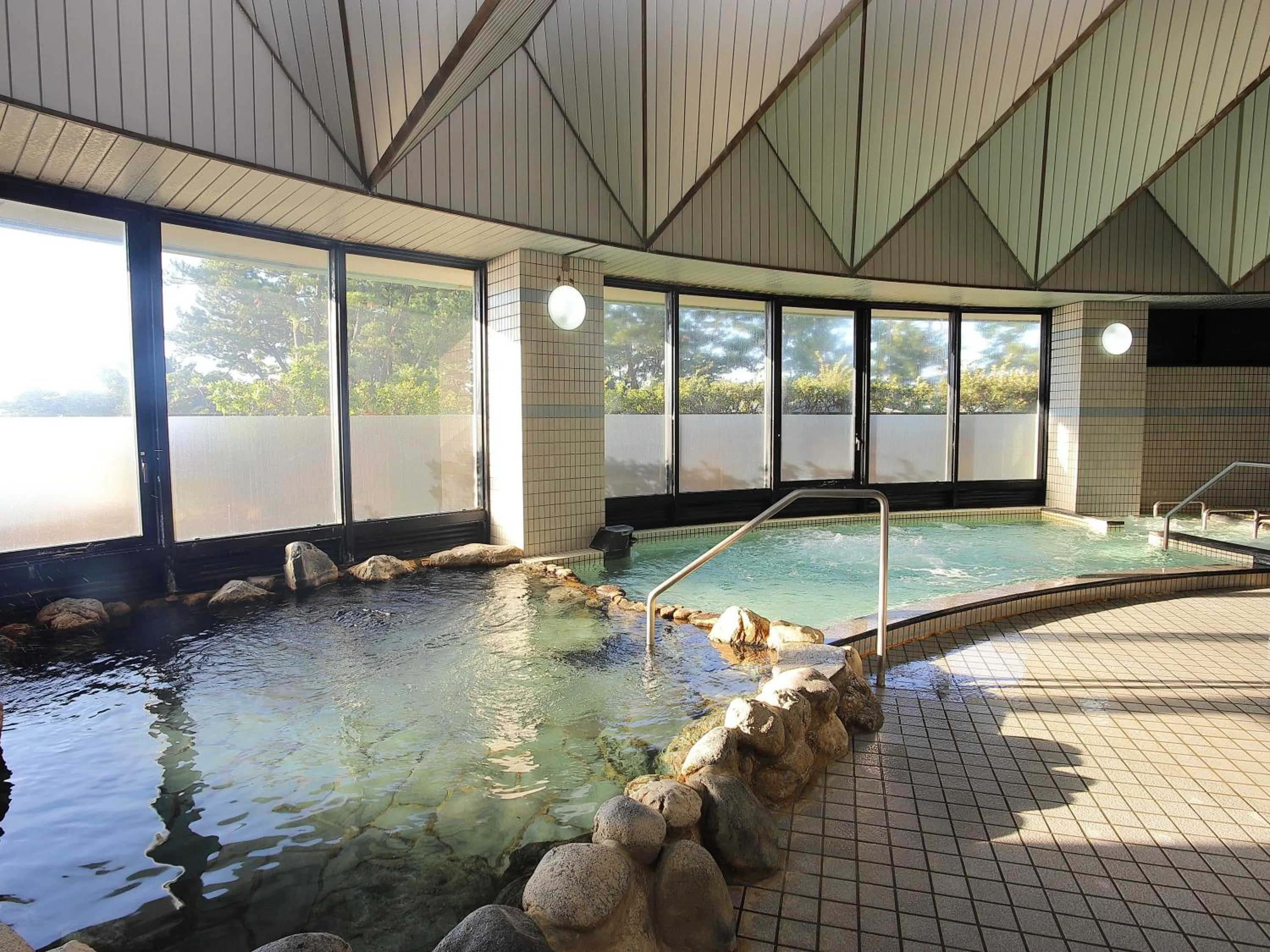 Hot Spring Bath in Fukiagehama Field Hotel
