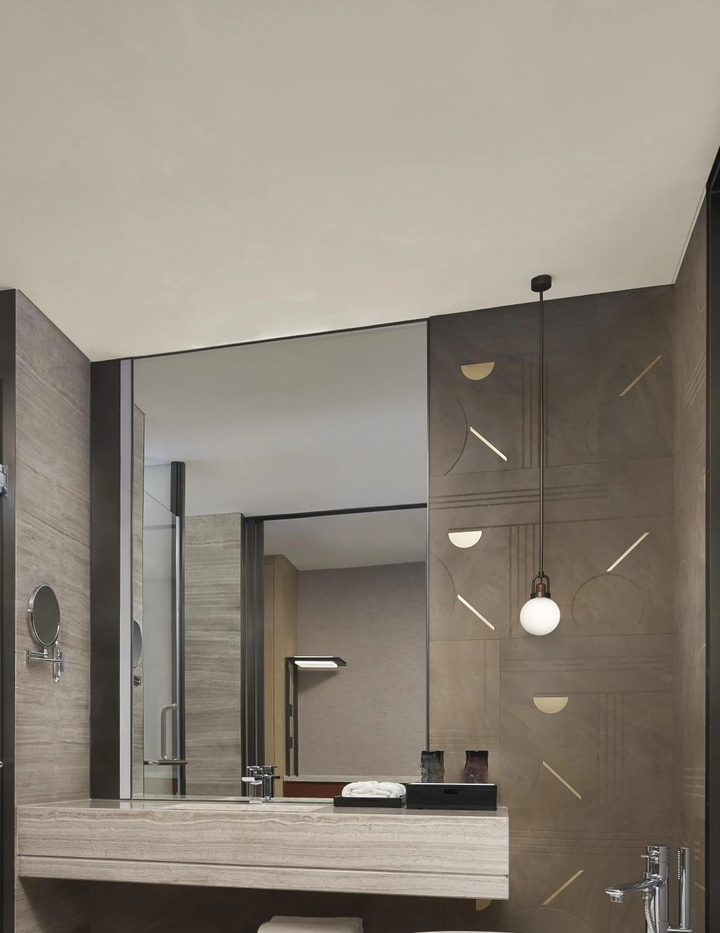 Bathroom in Four Points by Sheraton Guiyang, Huaxi