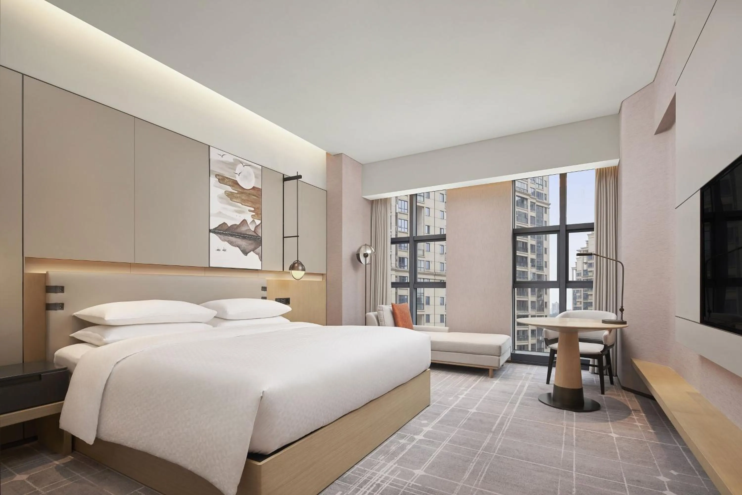 Photo of the whole room, Bed in Four Points by Sheraton Guiyang, Huaxi