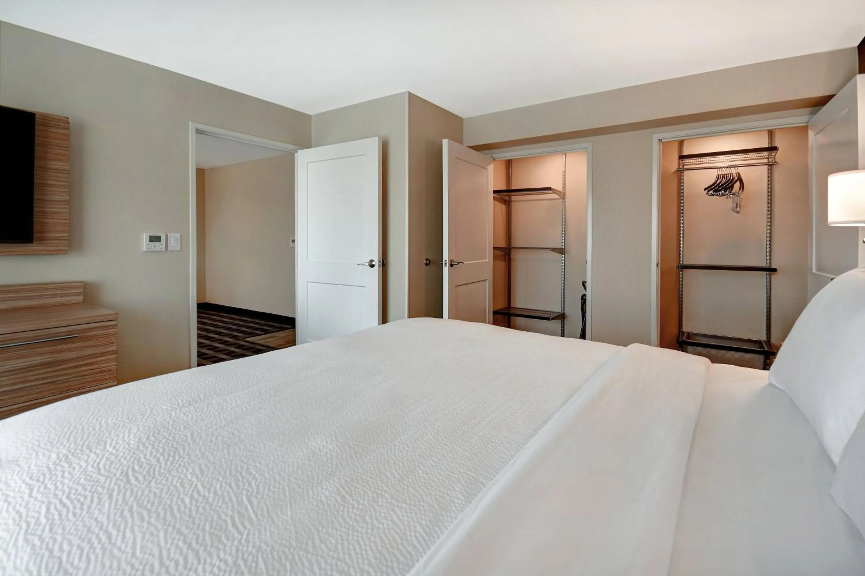 Bedroom, Bed in TownePlace Suites Las Vegas Airport South