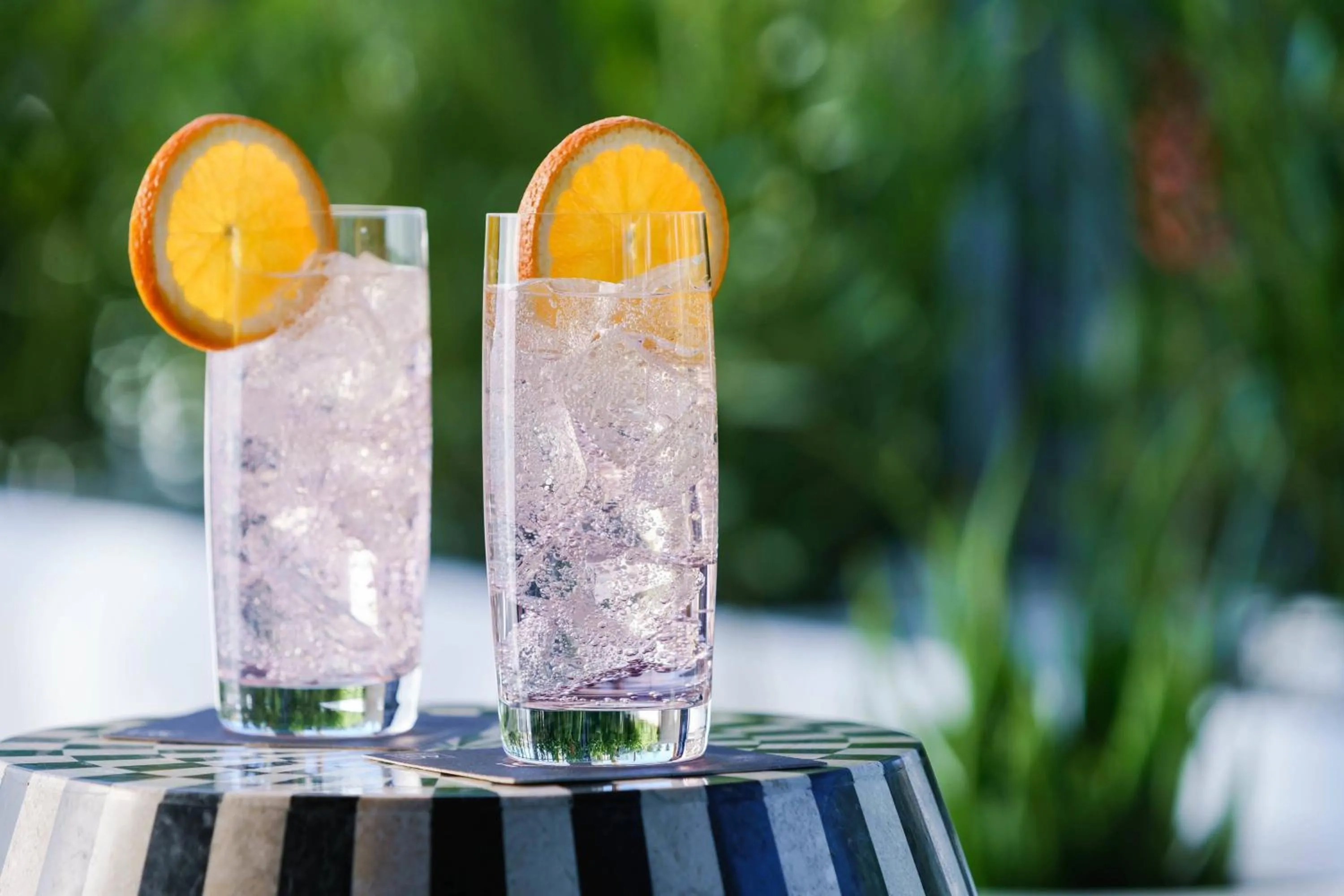 Lounge or bar in AC Hotel by Marriott Scottsdale North