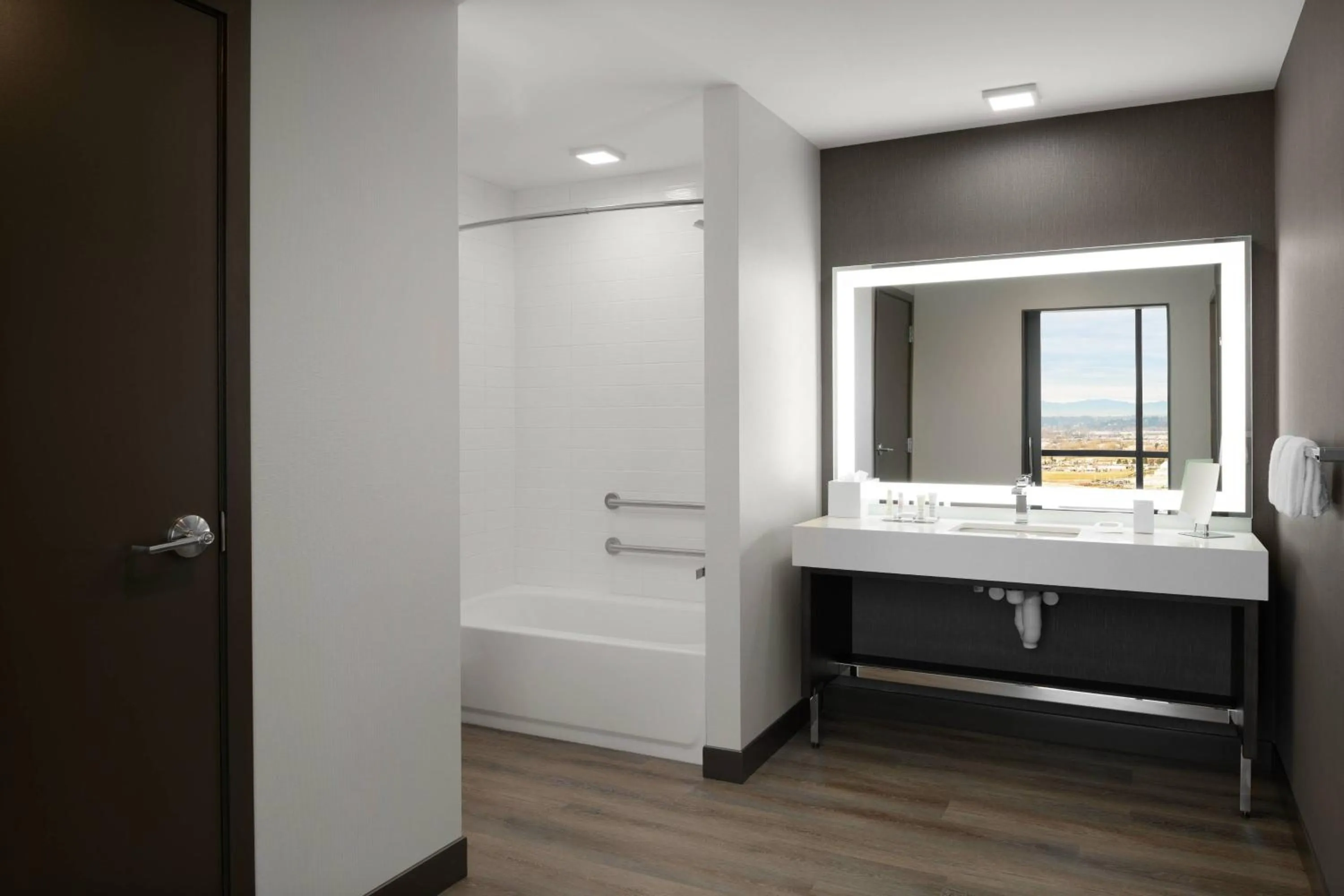 Bathroom in Marriott Tacoma Downtown