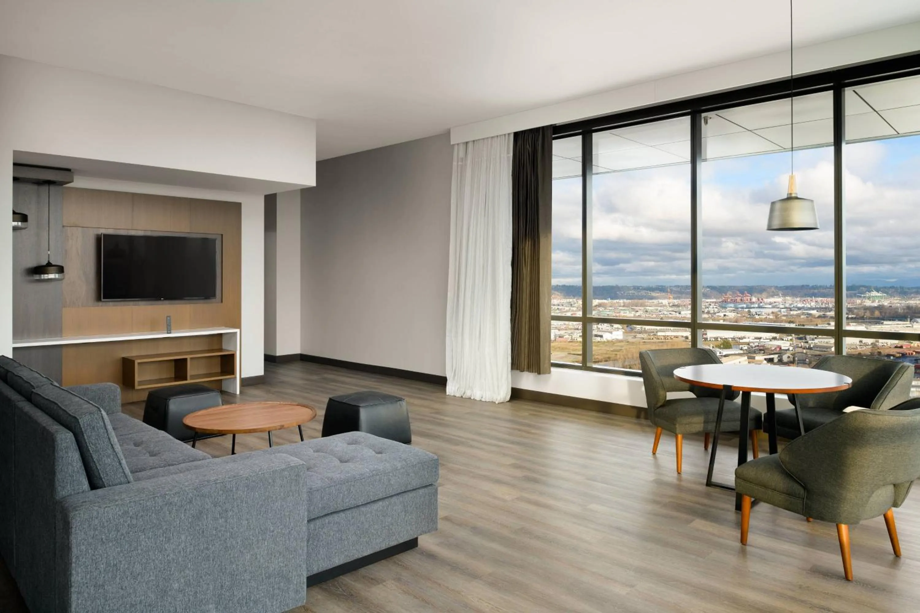 Bedroom in Marriott Tacoma Downtown