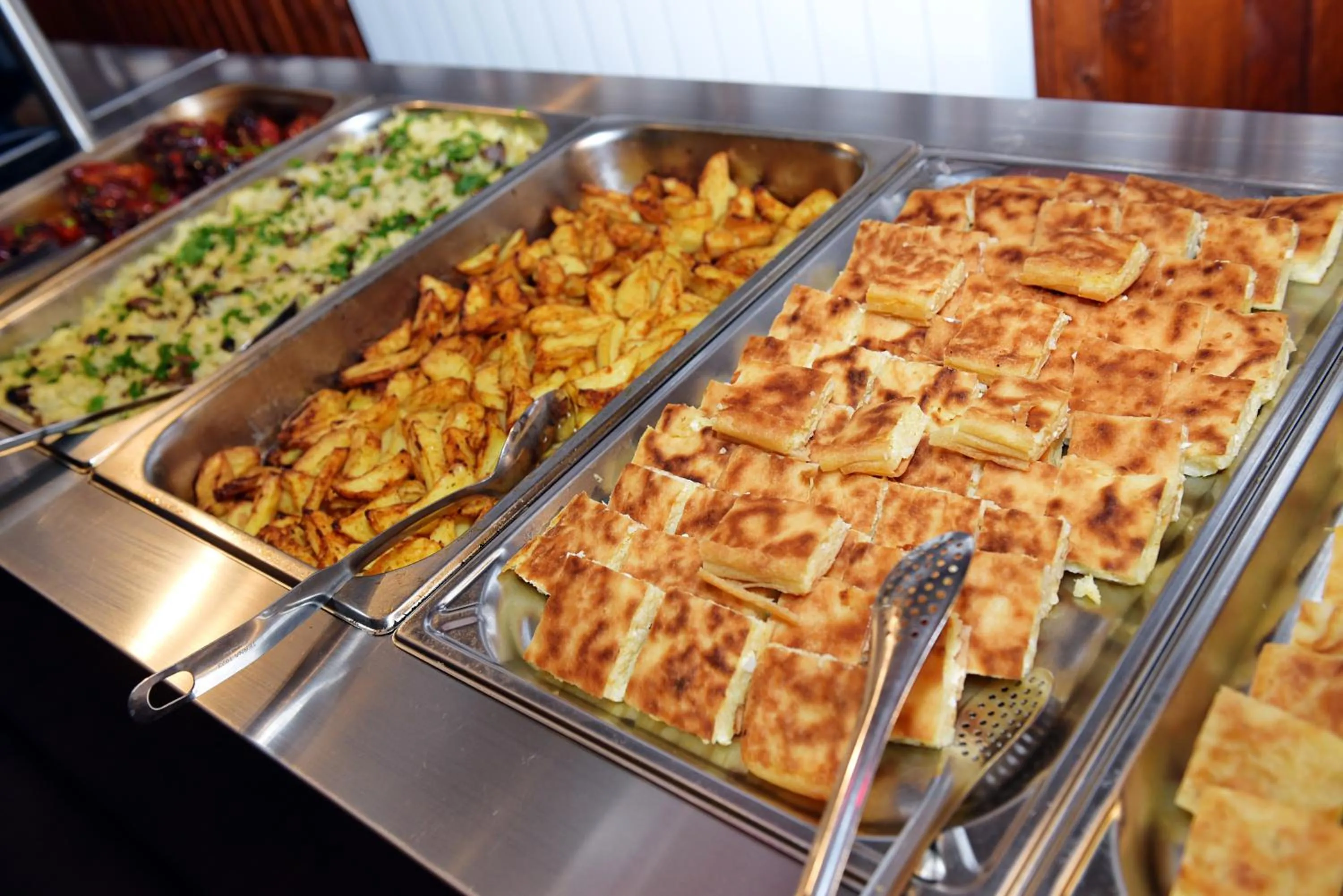 Food and drinks in Aparthotel Forest Nook