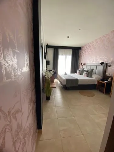 ON ALETA ROOM designed for adults