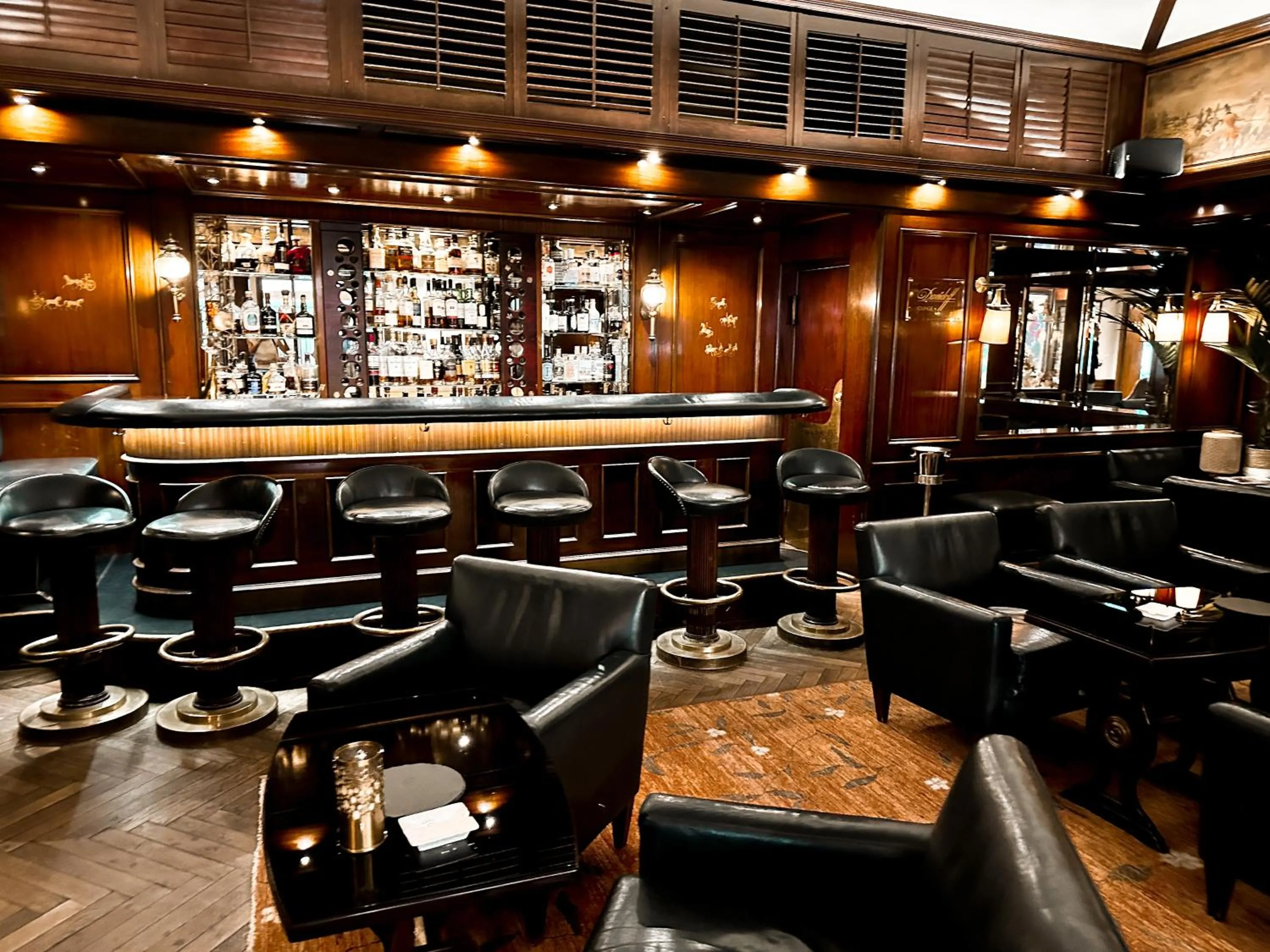 Lounge or bar in Hotel Erbprinz - Gourmet & Spa