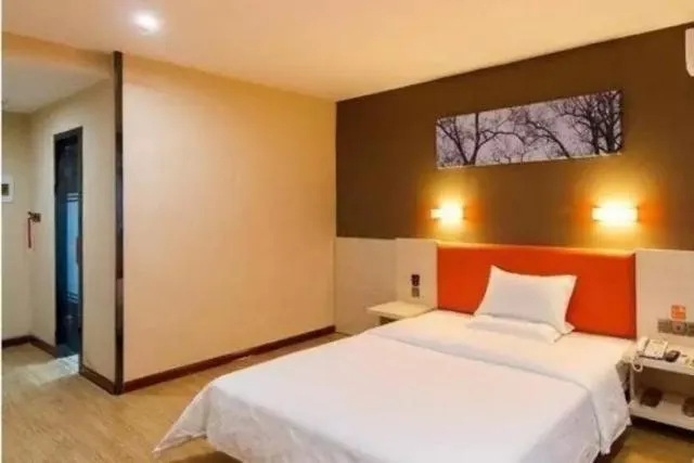 7 Days Premium Dalian Zhuanghe Huanghai Avenue