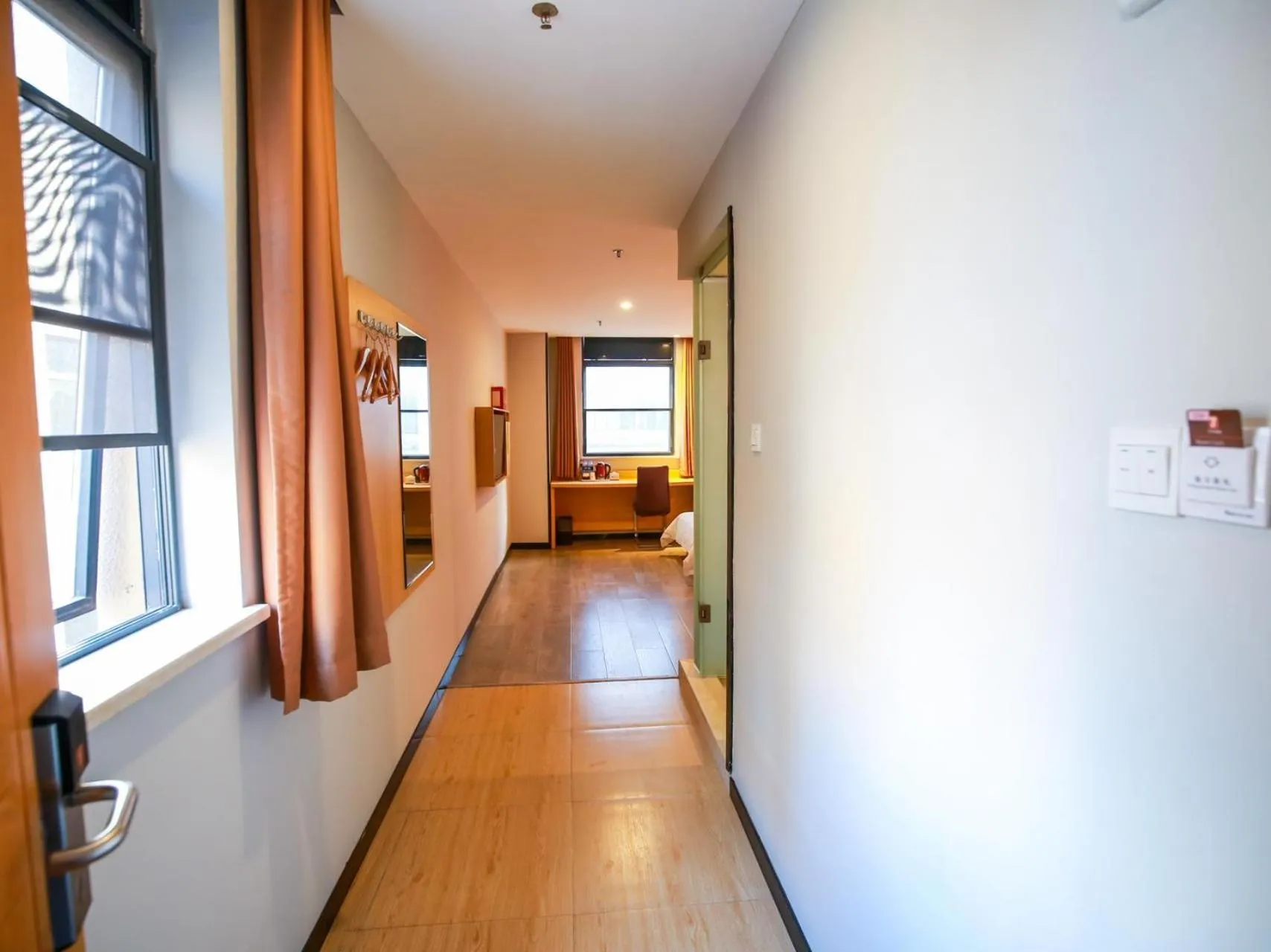 7Days Premium Zhangjiajie Railway Station Square